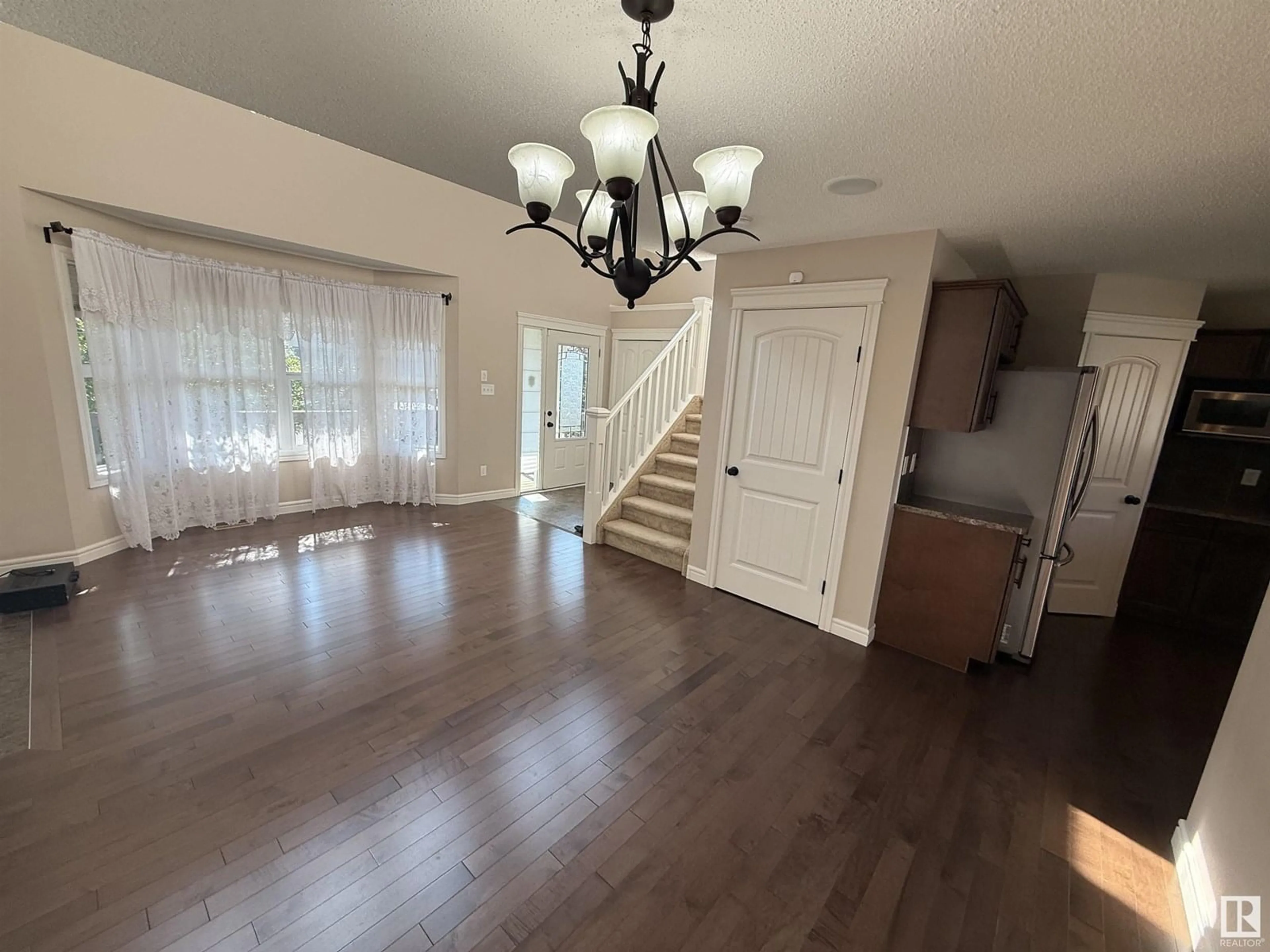 A pic of a room for SW - 626 178A ST, Edmonton Alberta T6W2L5