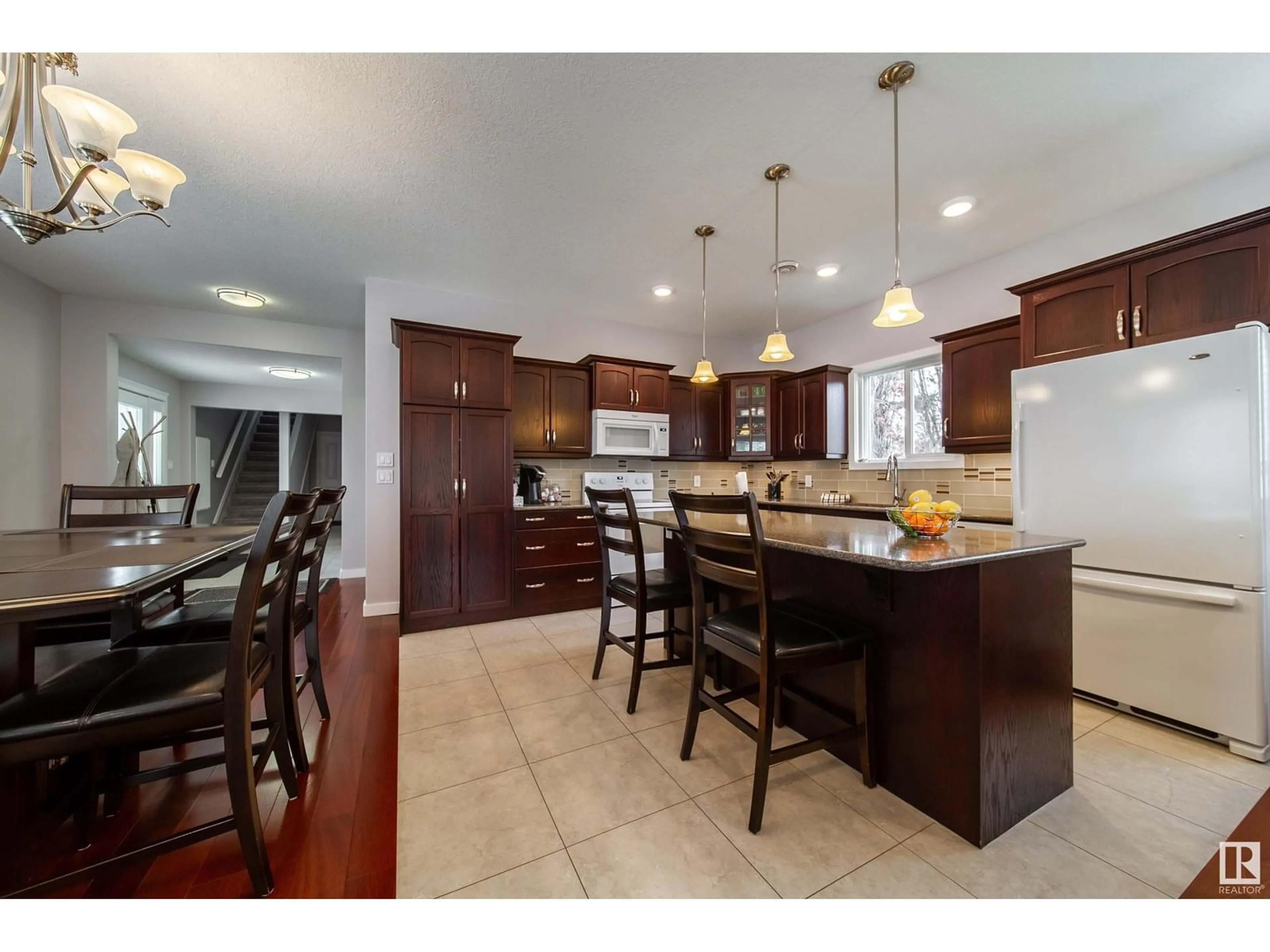 Open concept kitchen, ceramic/tile floor for 5503 50 AV, Rural Lac Ste. Anne County Alberta T0E0A0