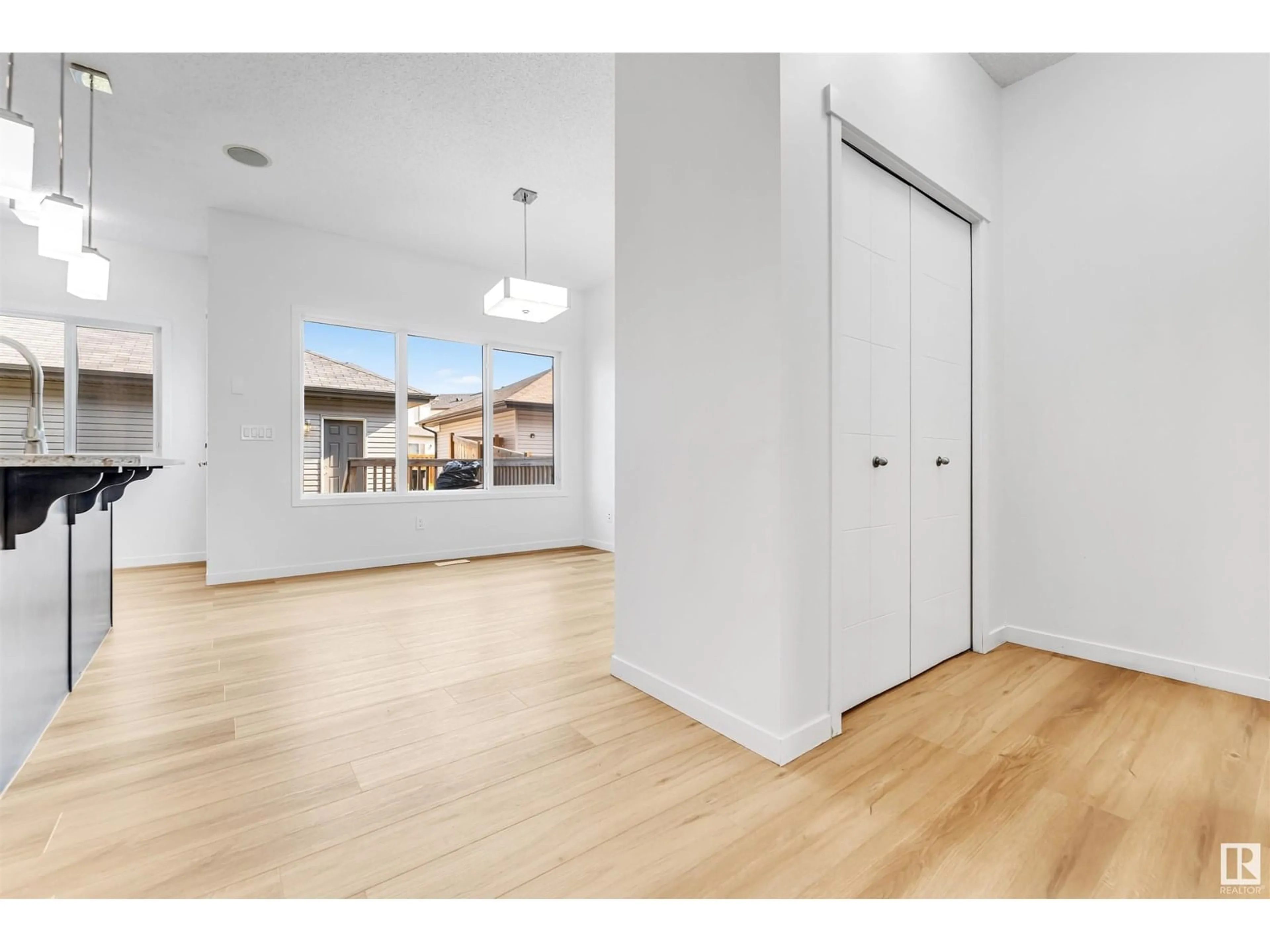 Indoor entryway for 2344 GLENRIDDING BLVD, Edmonton Alberta T6W3K6