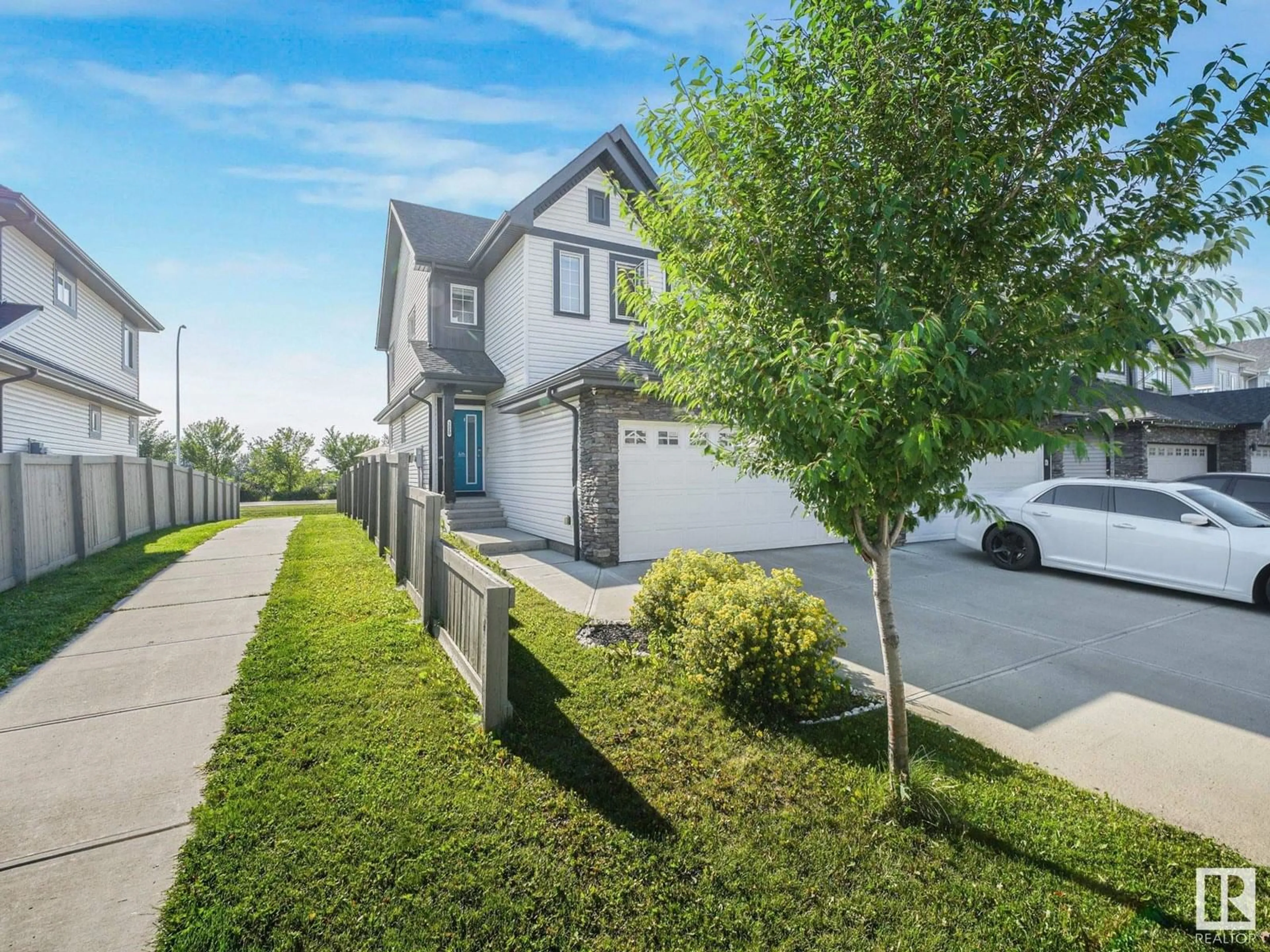 A pic from outside/outdoor area/front of a property/back of a property/a pic from drone, street for 5810 66 ST, Beaumont Alberta T4X2A5
