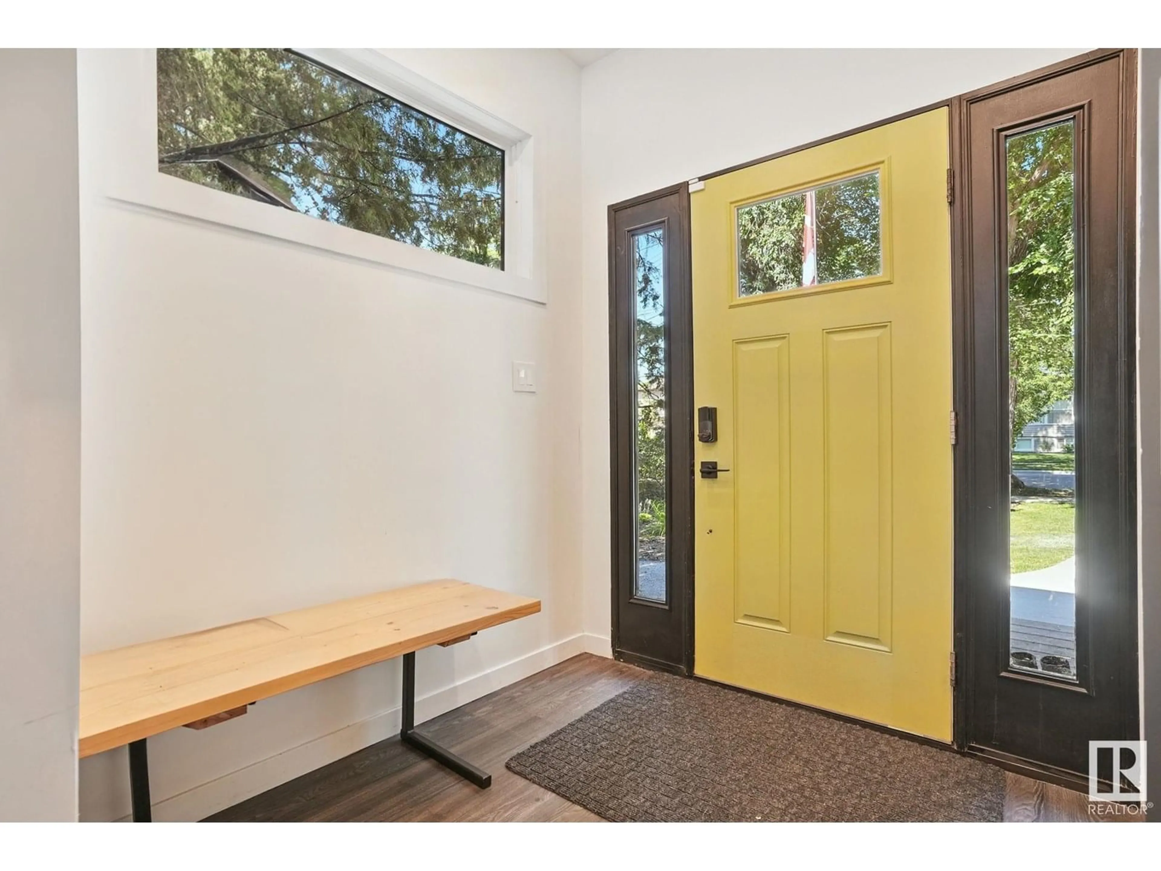 Indoor entryway for NW - 5406 110 ST, Edmonton Alberta T6H3E1