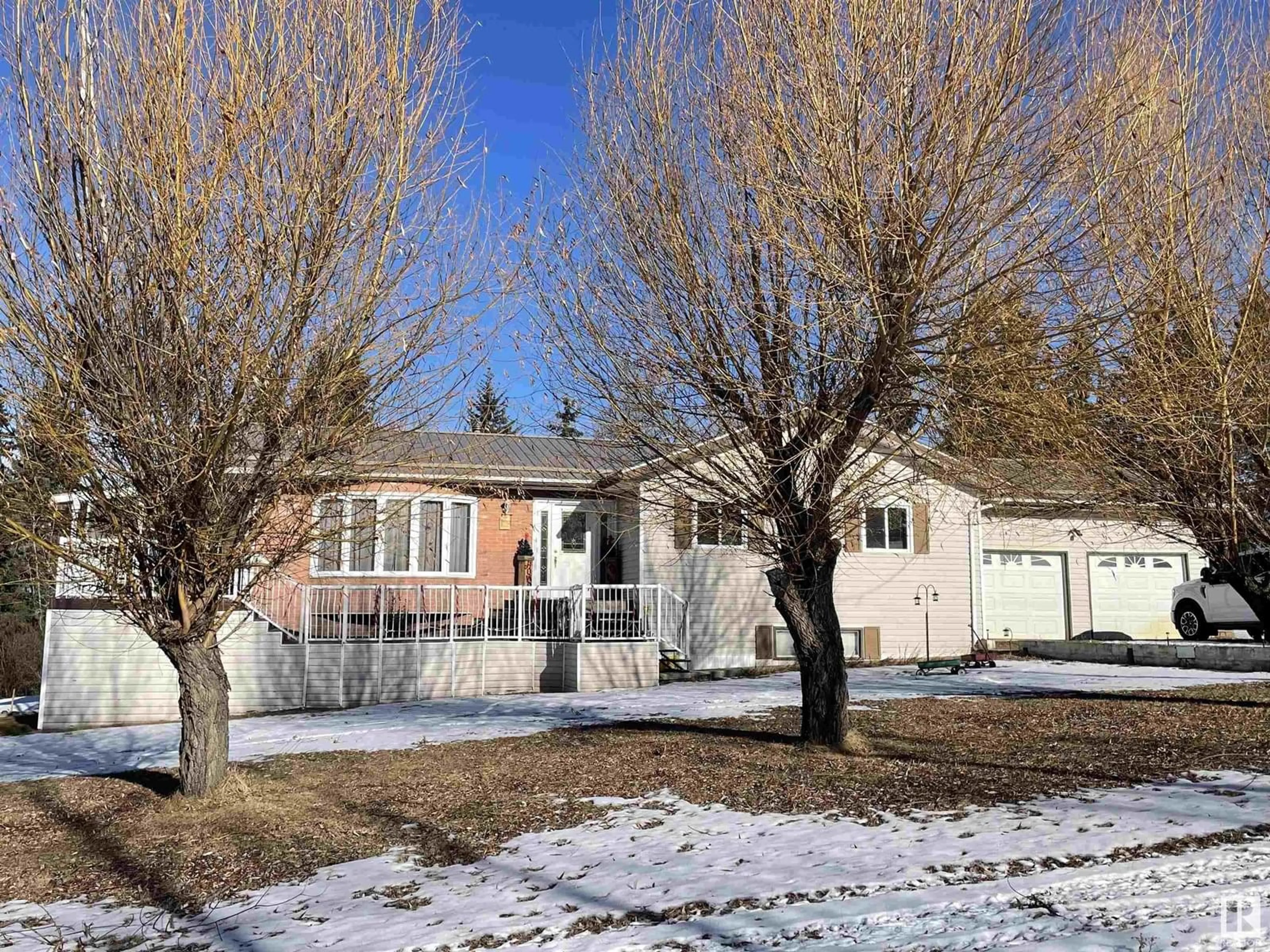Unknown for 4905 50 AV, Breynat Alberta T0A0P0
