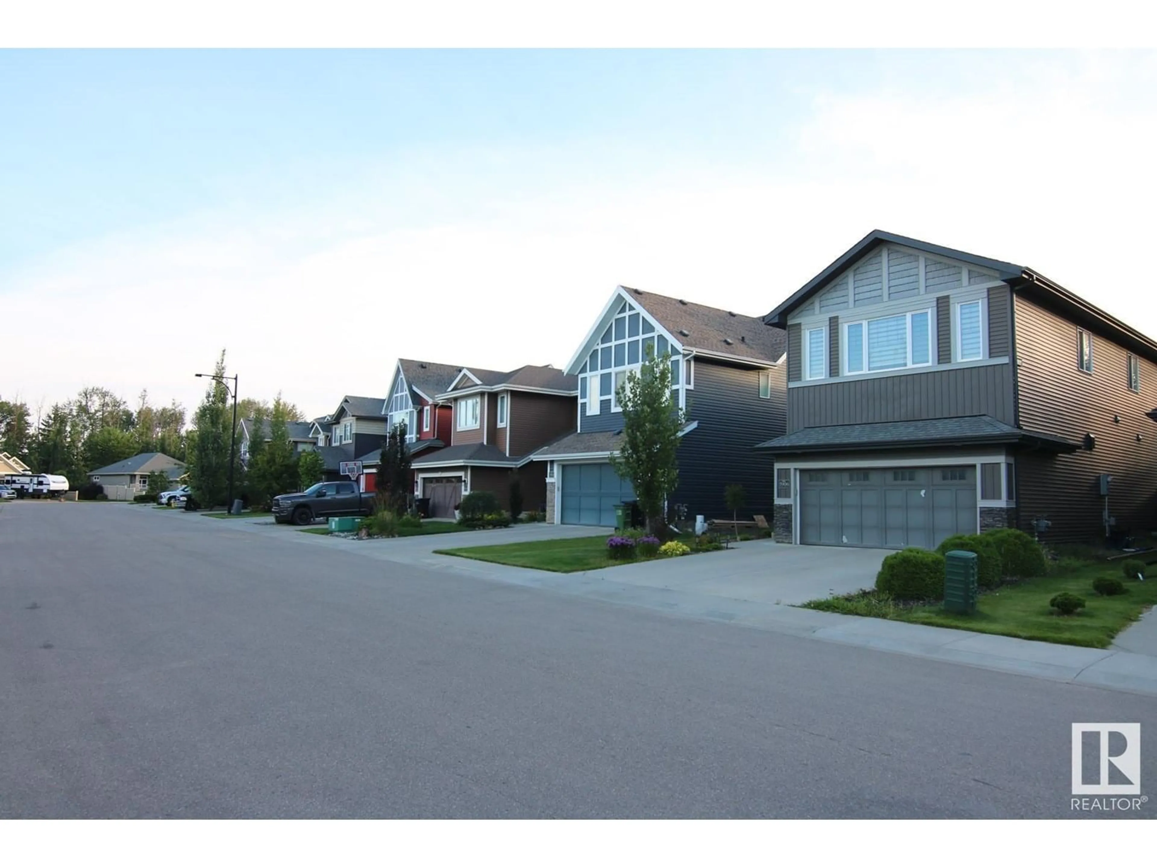 Unknown for 5906 EDMONDS CR, Edmonton Alberta T6M0N9