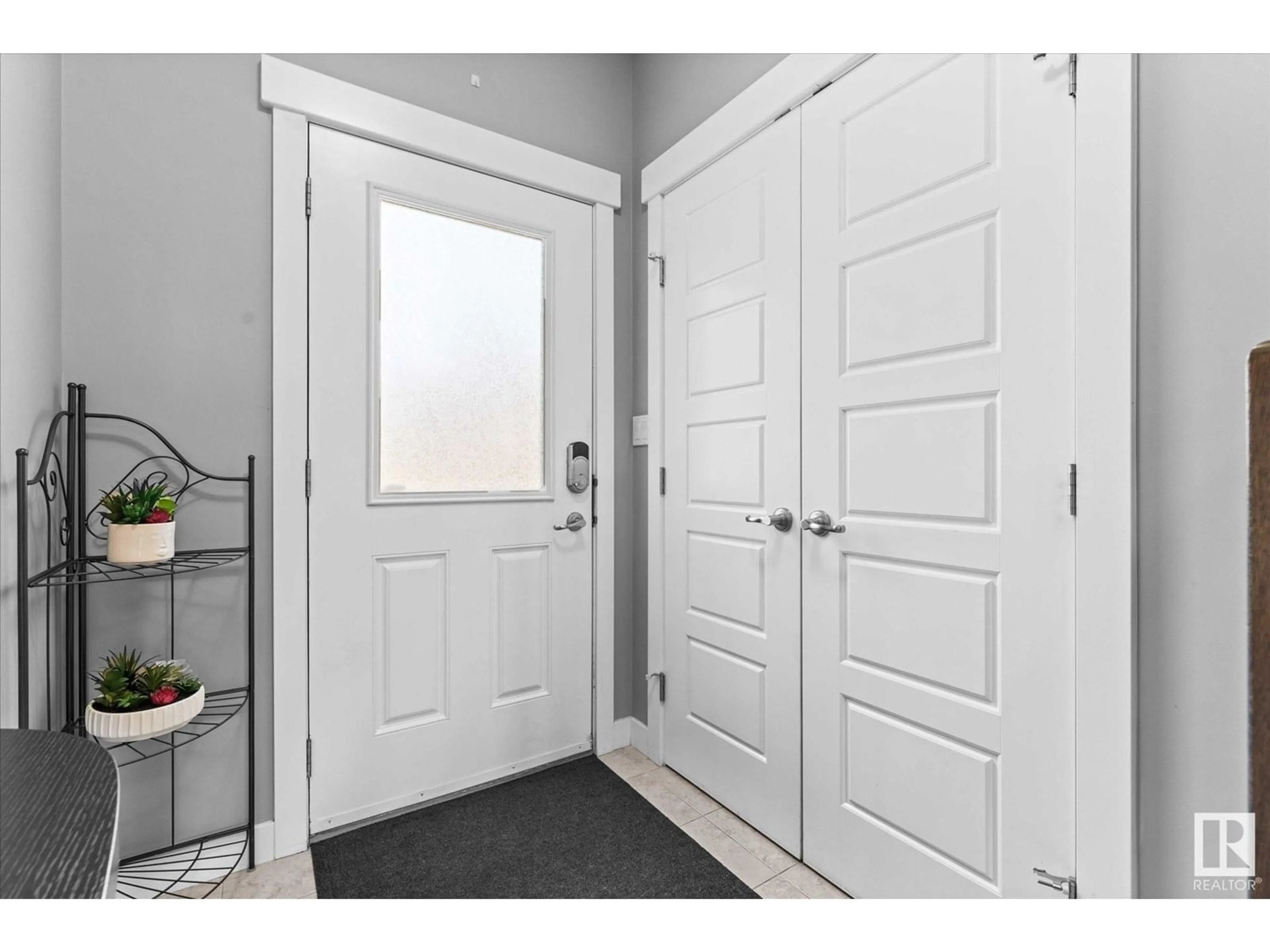 Indoor entryway for 138 GILMORE WY, Spruce Grove Alberta T7X0M5
