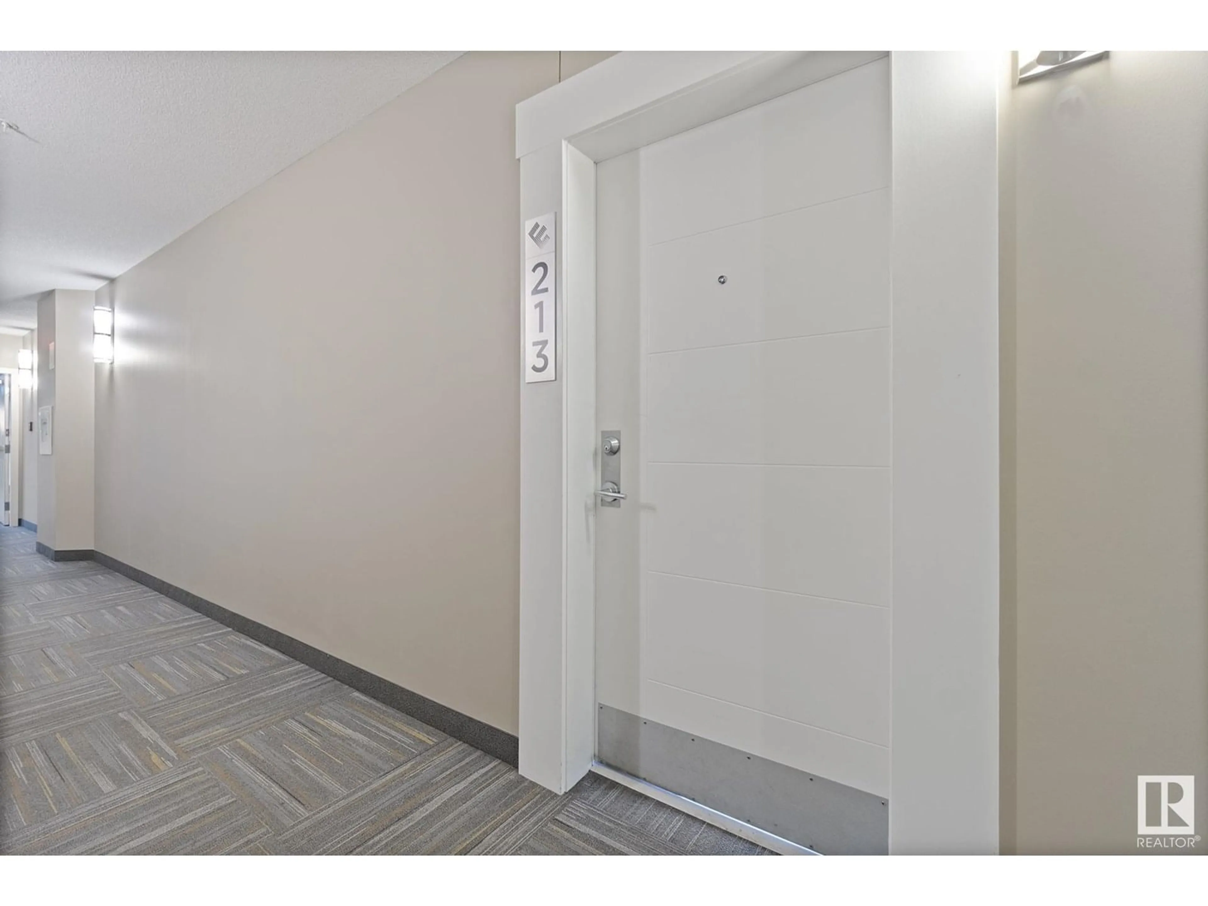 Indoor foyer for #213 - 11080 ELLERSLIE RD, Edmonton Alberta T6W2C2
