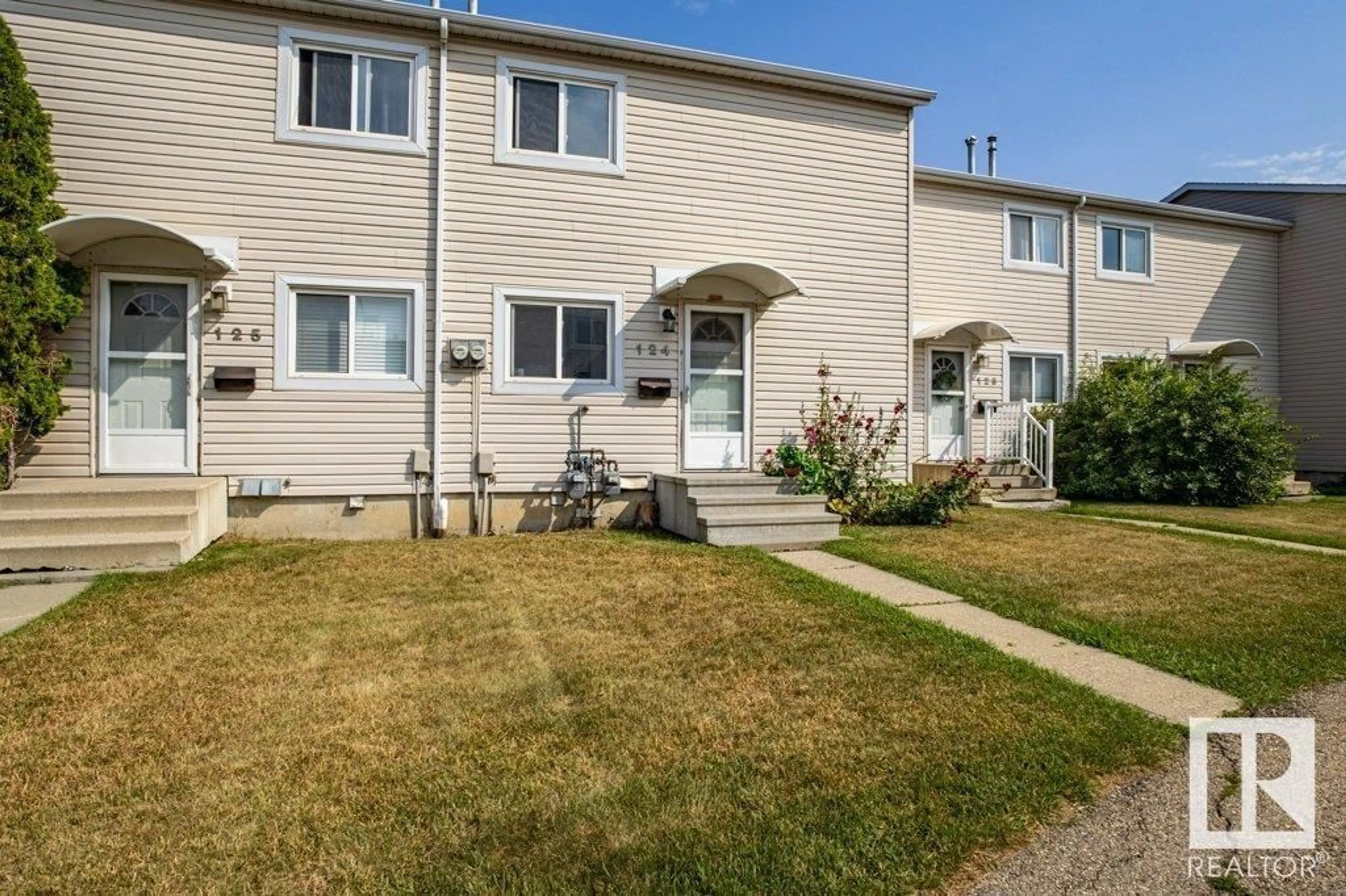 Home with vinyl exterior material, street for NW NW - 124 CENTENNIAL CO, Edmonton Alberta T5P4H5