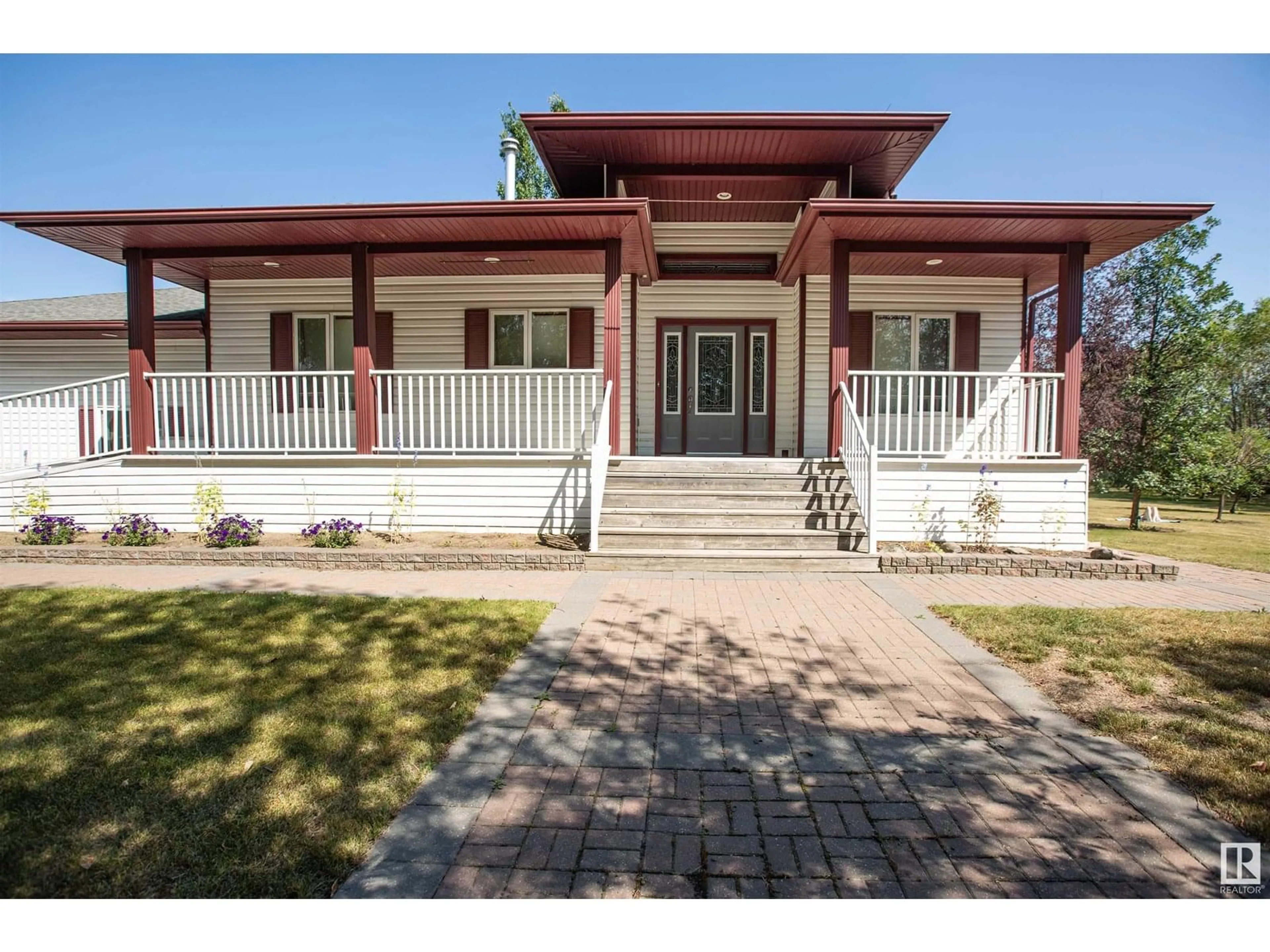 Home with vinyl exterior material, street for 2 - 26412 TWP RD 594, Rural Westlock County Alberta T7P2P6