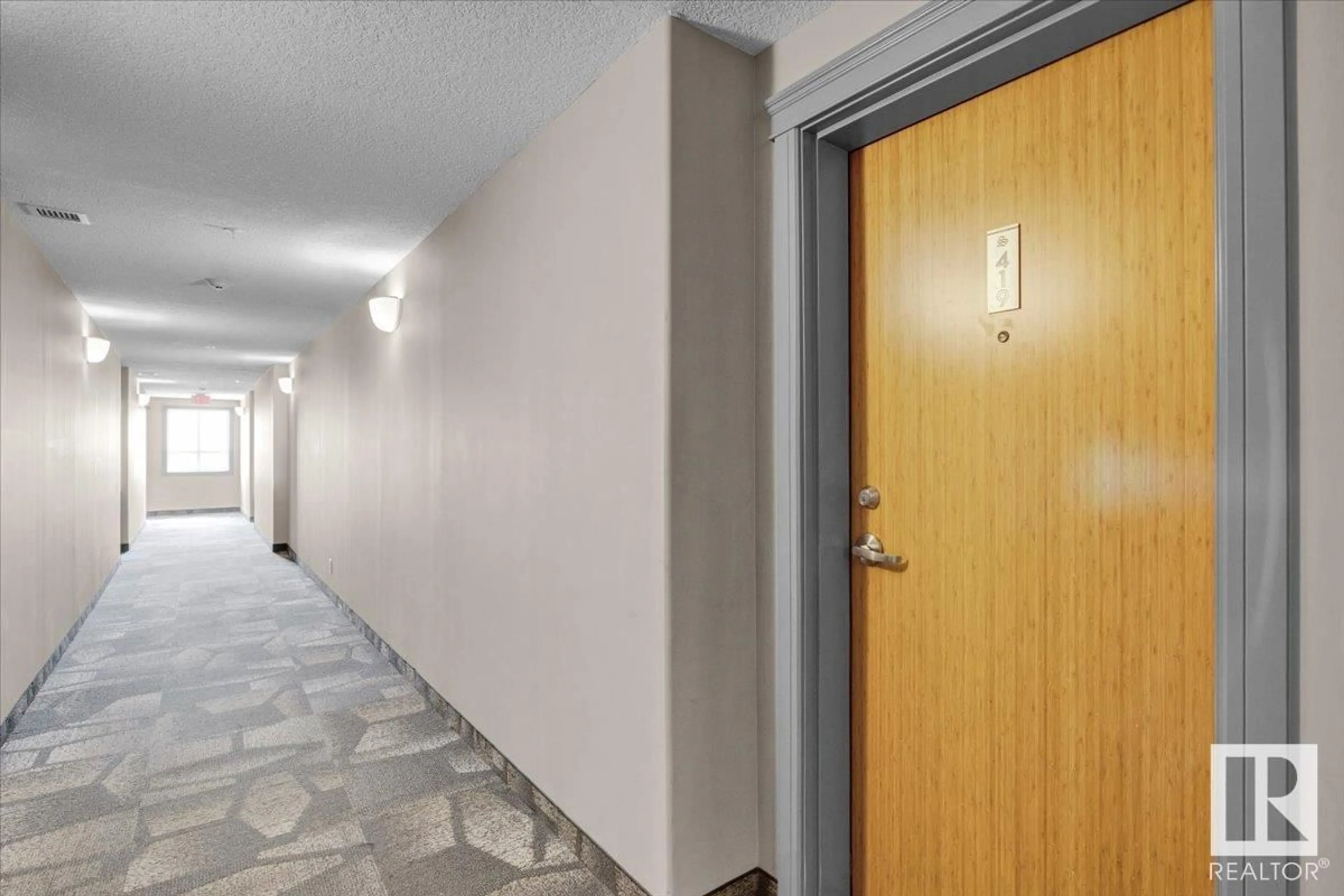 Indoor foyer for #419 - 7508 GETTY GATE, Edmonton Alberta T5T7E6