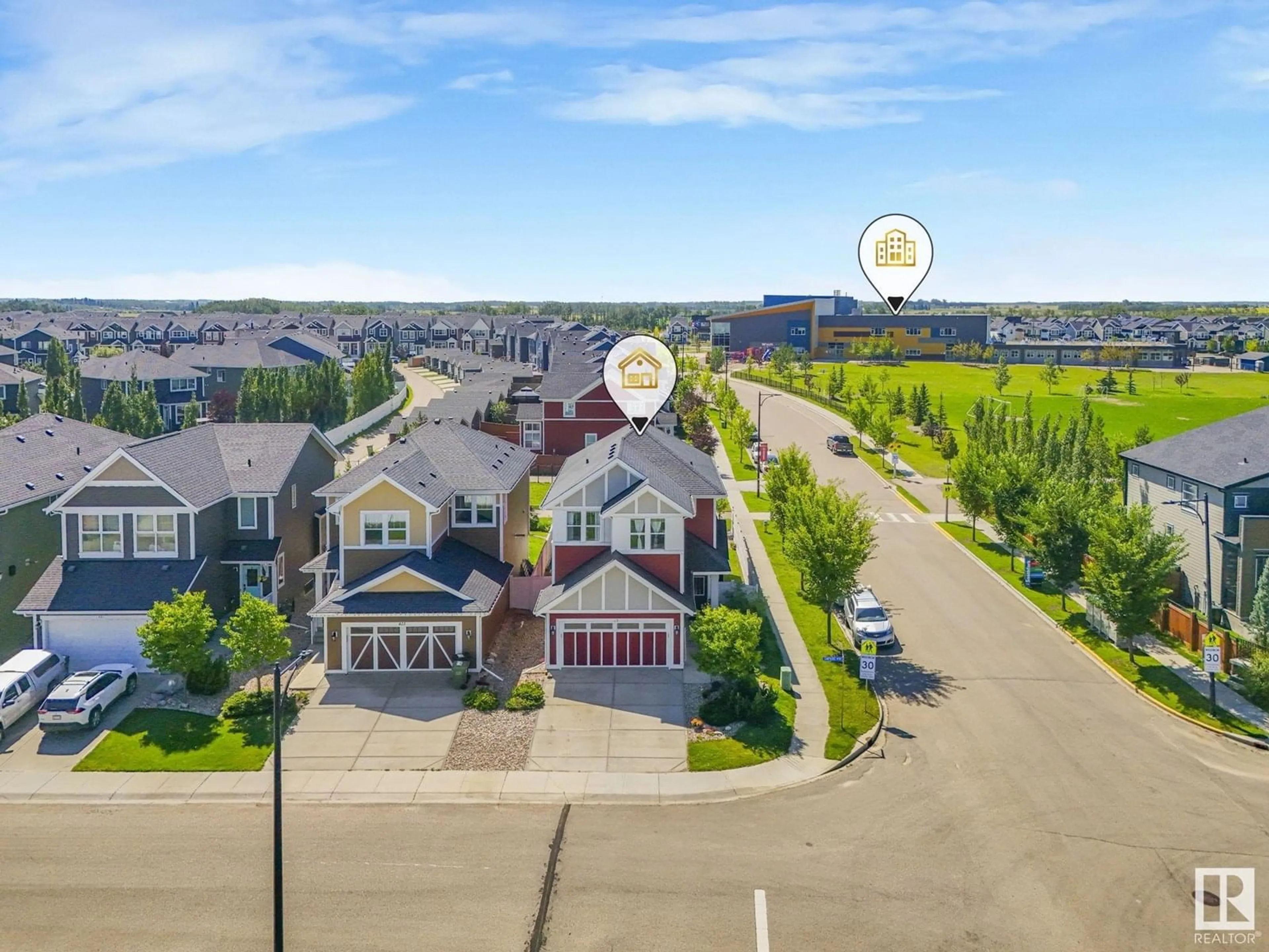 A pic from outside/outdoor area/front of a property/back of a property/a pic from drone, street for 425 SIMPKINS WD, Leduc Alberta T9E0Y3