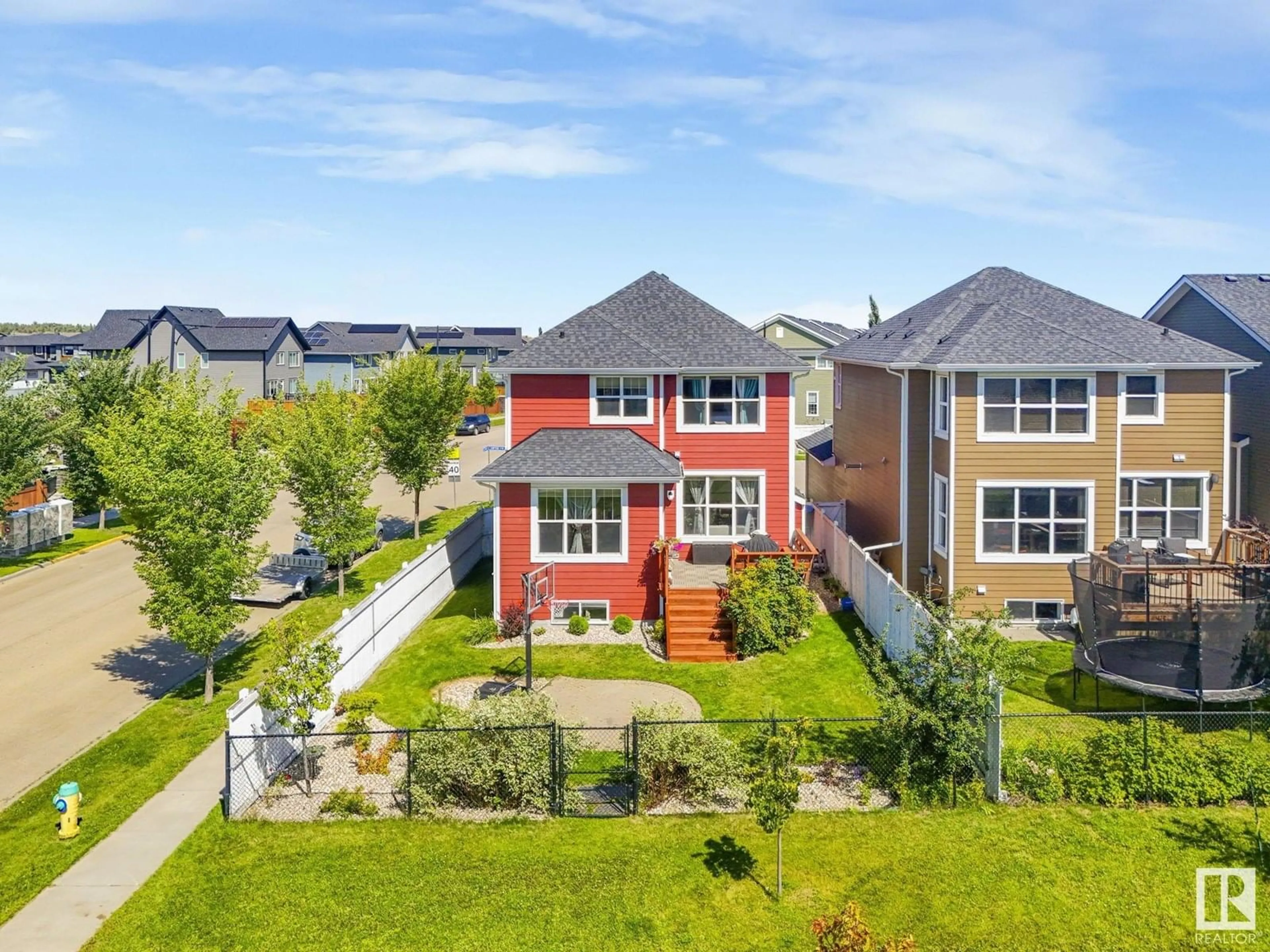 A pic from outside/outdoor area/front of a property/back of a property/a pic from drone, street for 425 SIMPKINS WD, Leduc Alberta T9E0Y3