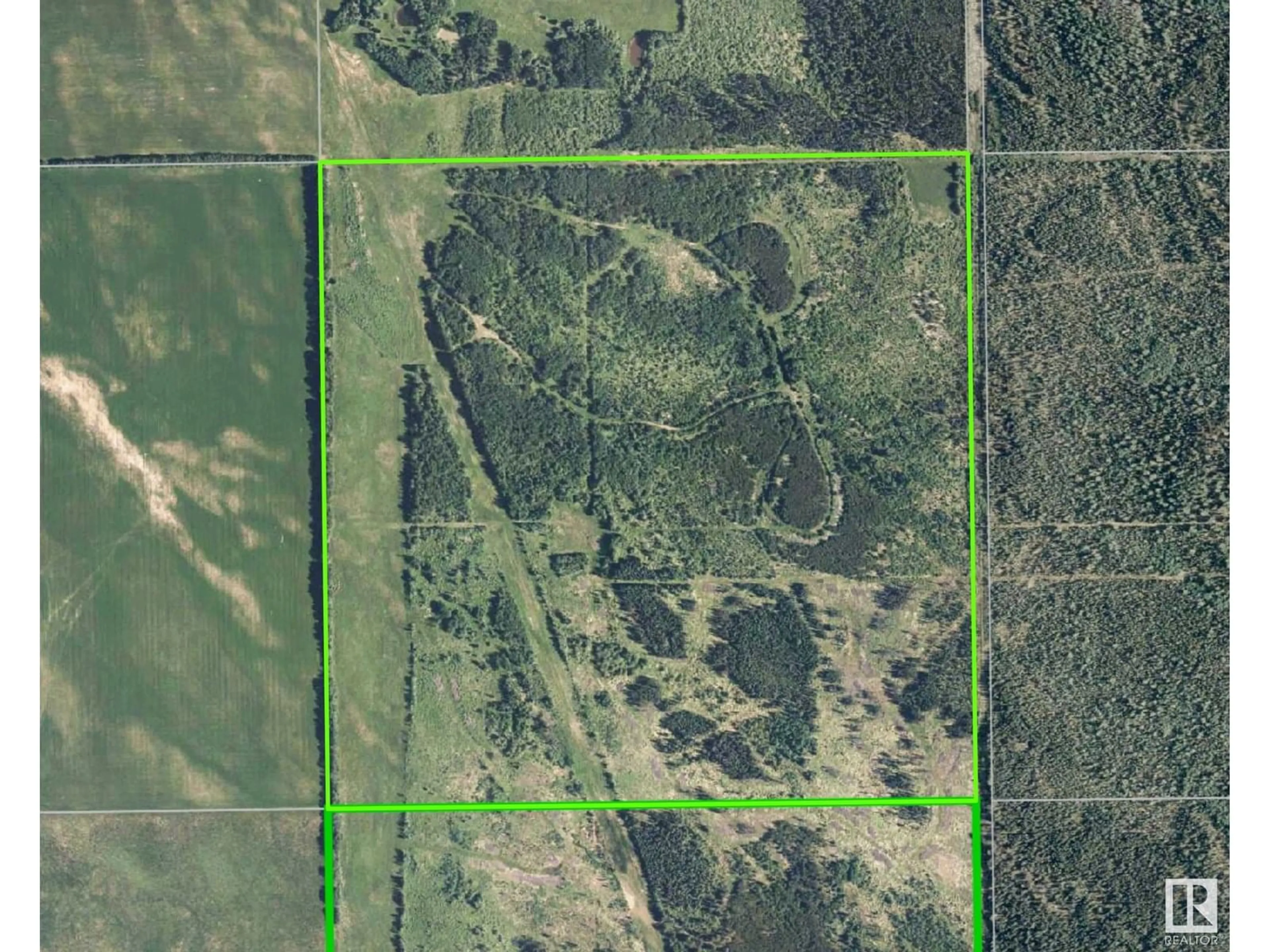 A pic from outside/outdoor area/front of a property/back of a property/a pic from drone, forest/trees view for 11038 TWP RD 652, Rural Lesser Slave River M.D. Alberta T0G0Y0