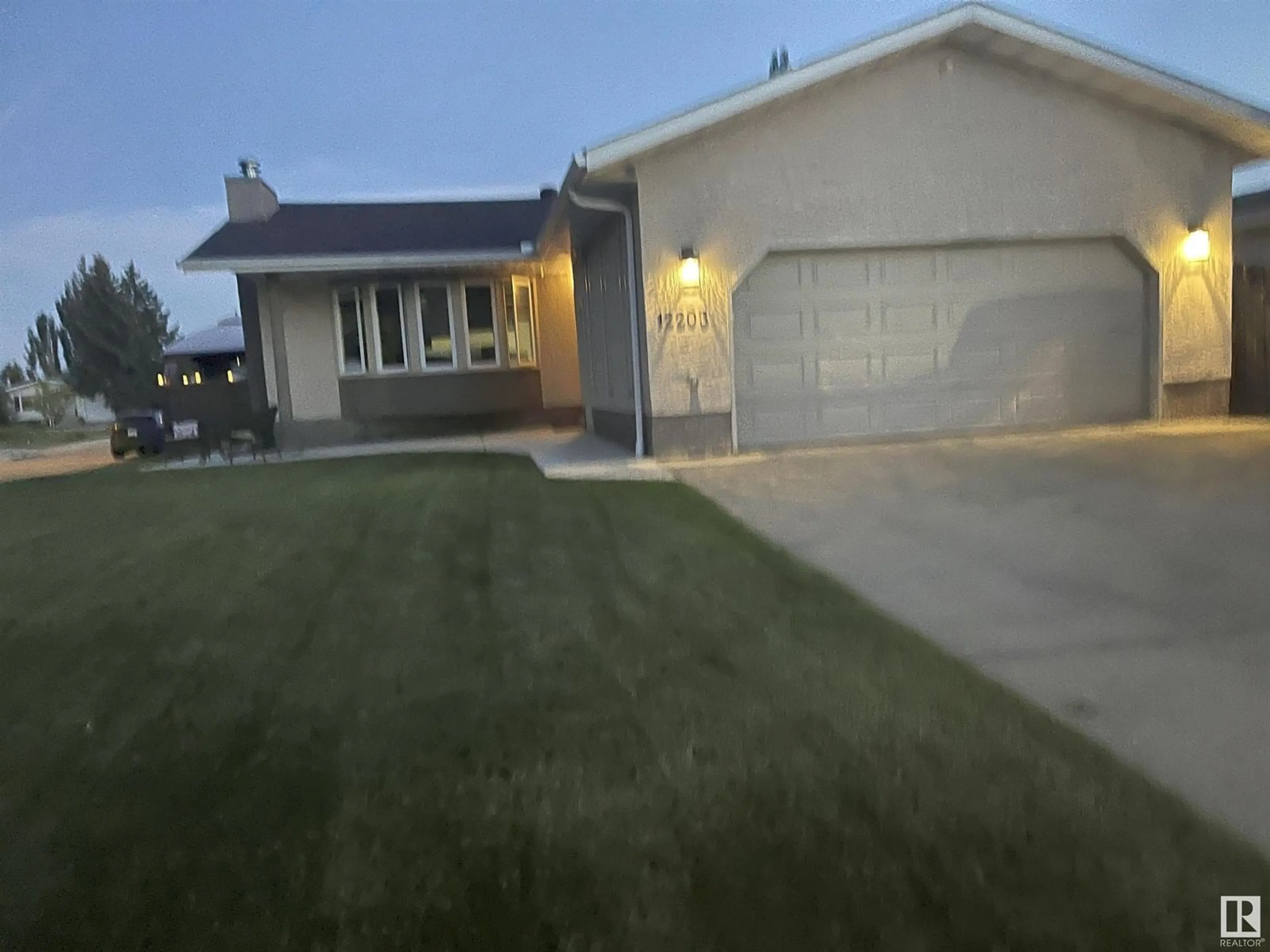 Blurry image for 12203 147 AV, Edmonton Alberta T5X1V4