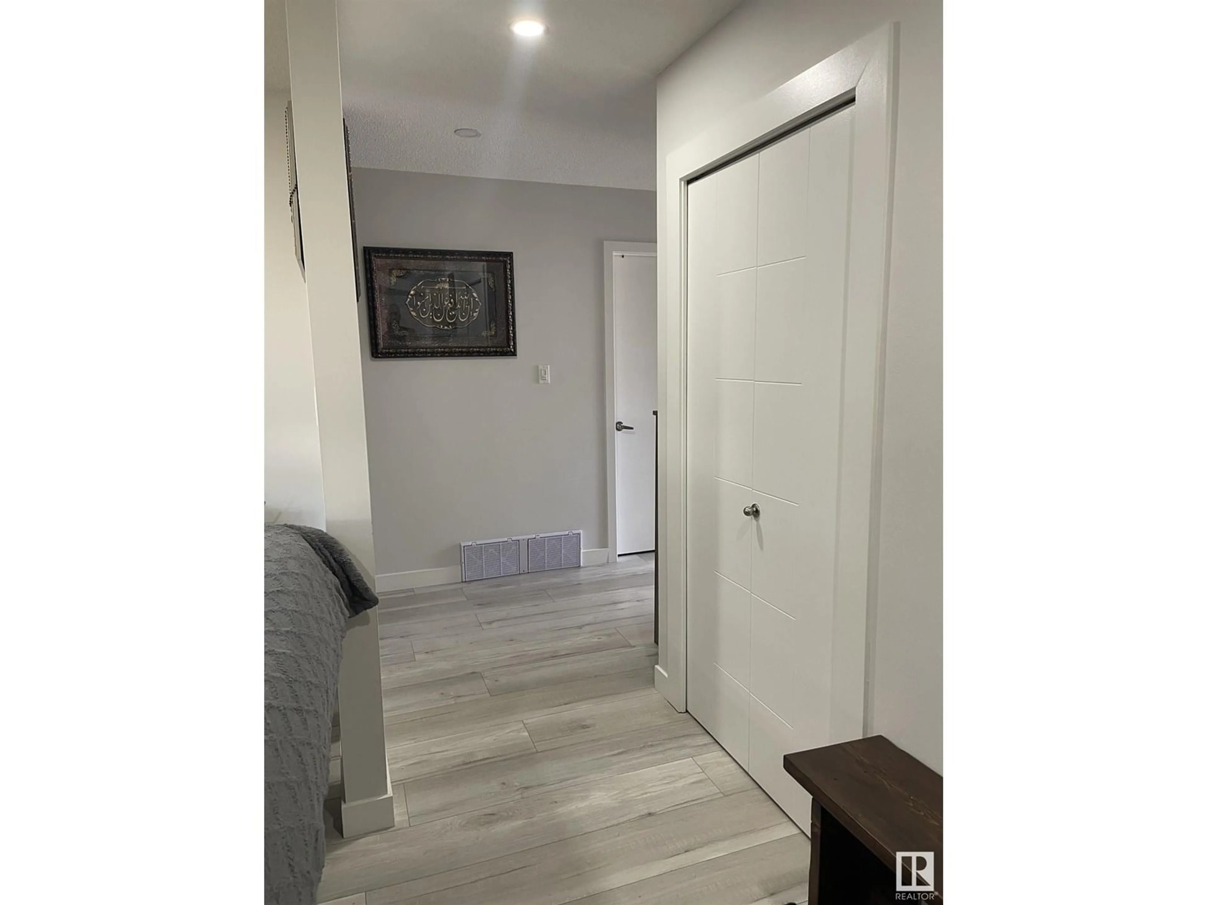 Indoor entryway for 12203 147 AV, Edmonton Alberta T5X1V4