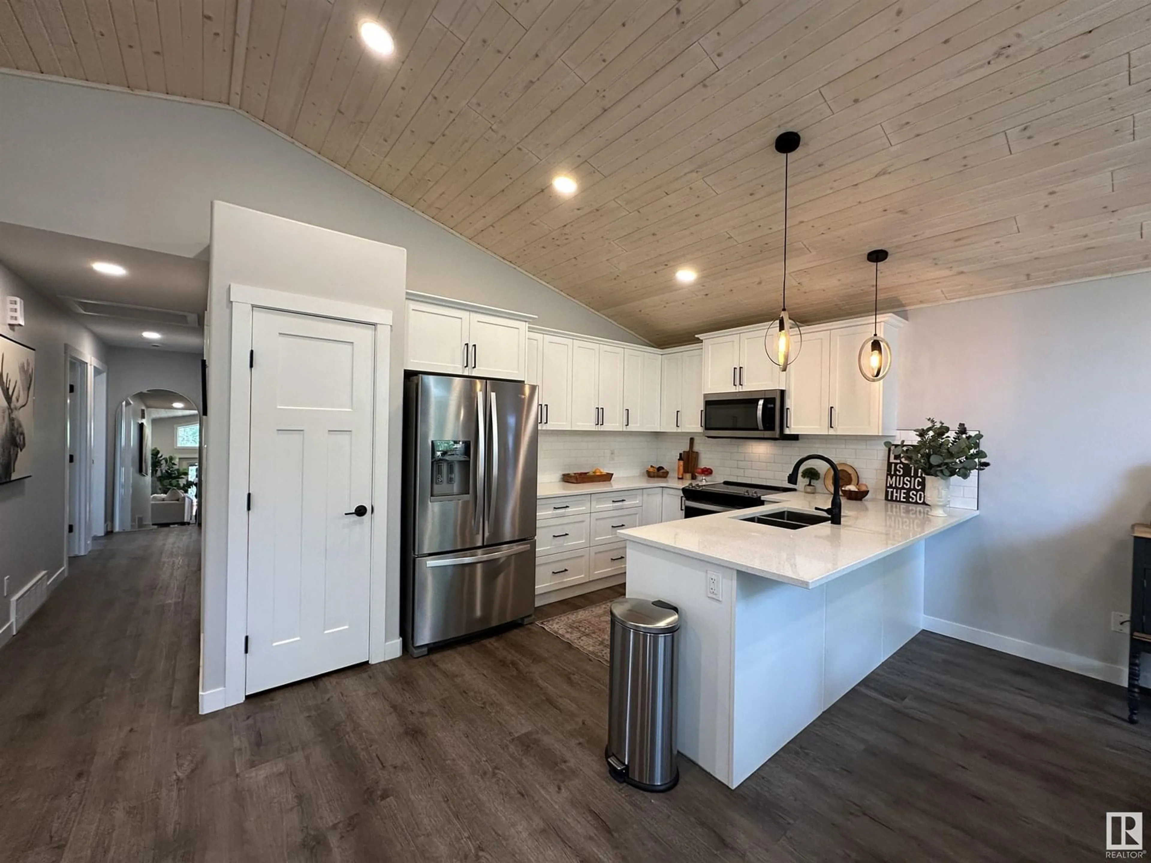 Open concept kitchen, unknown for 4407 47 AV, Rural Lac Ste. Anne County Alberta T0E0A0