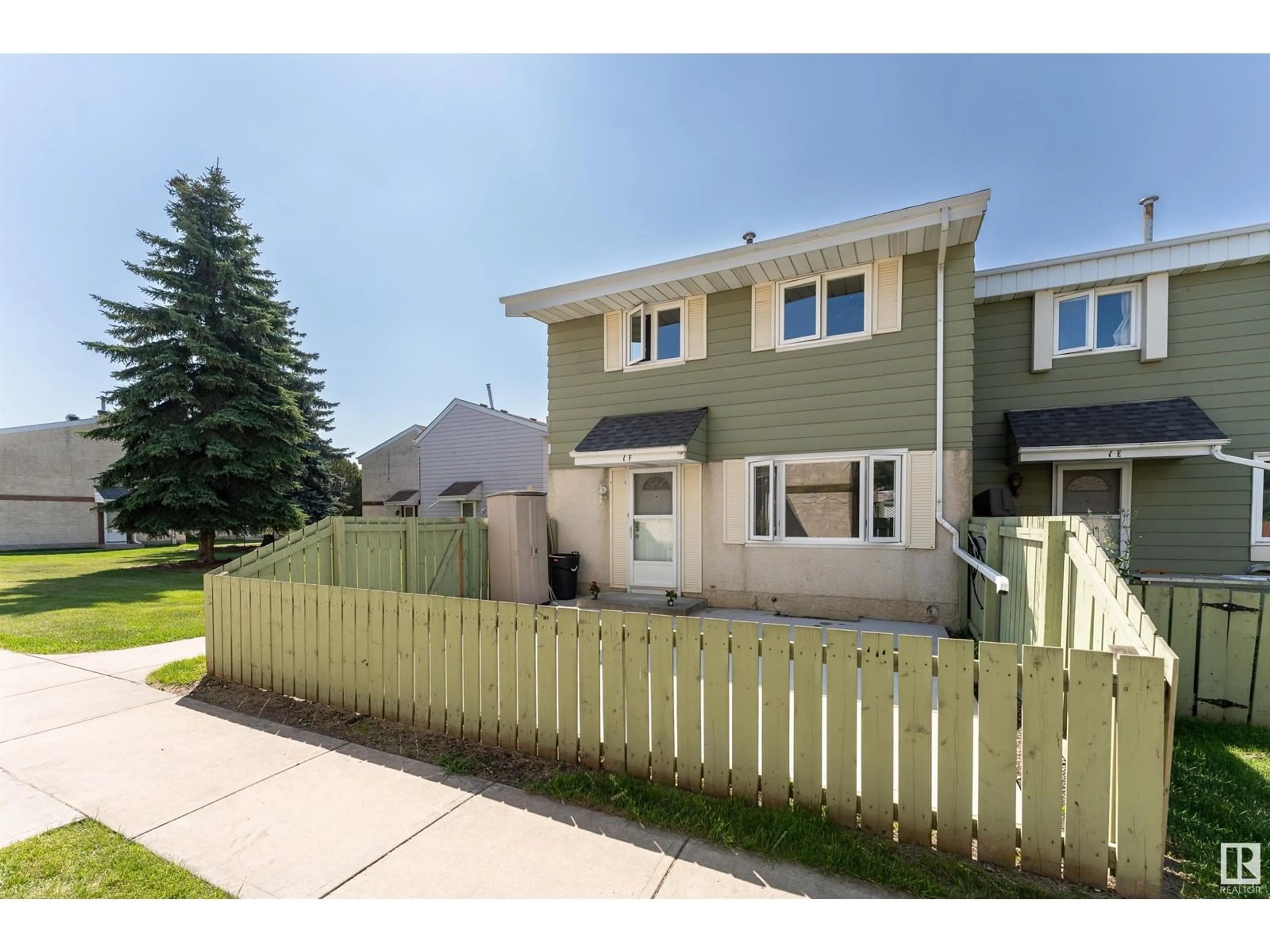 Home with vinyl exterior material, street for 1f CALLINGWOOD CO, Edmonton Alberta T5T0H5
