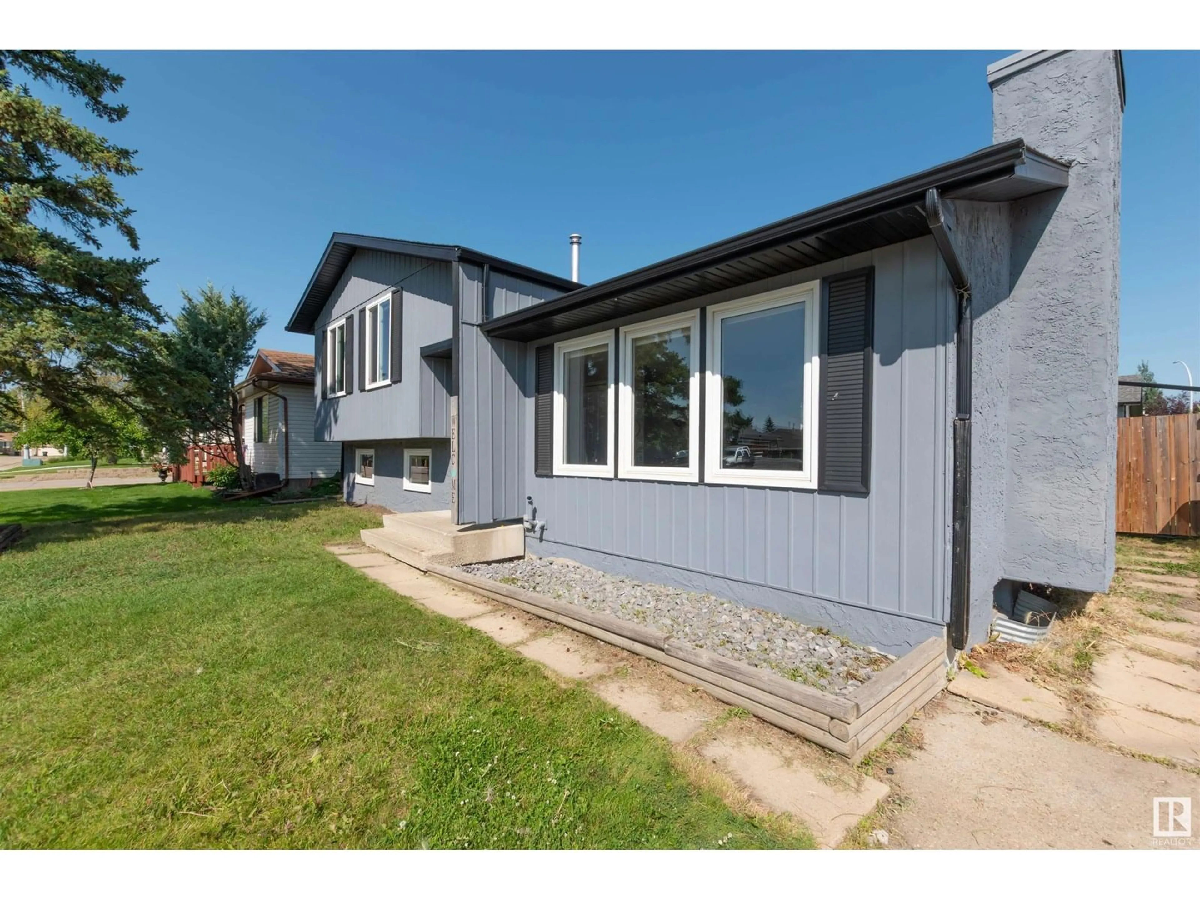 Unknown for 3513 36 ST, Leduc Alberta T9E6G6