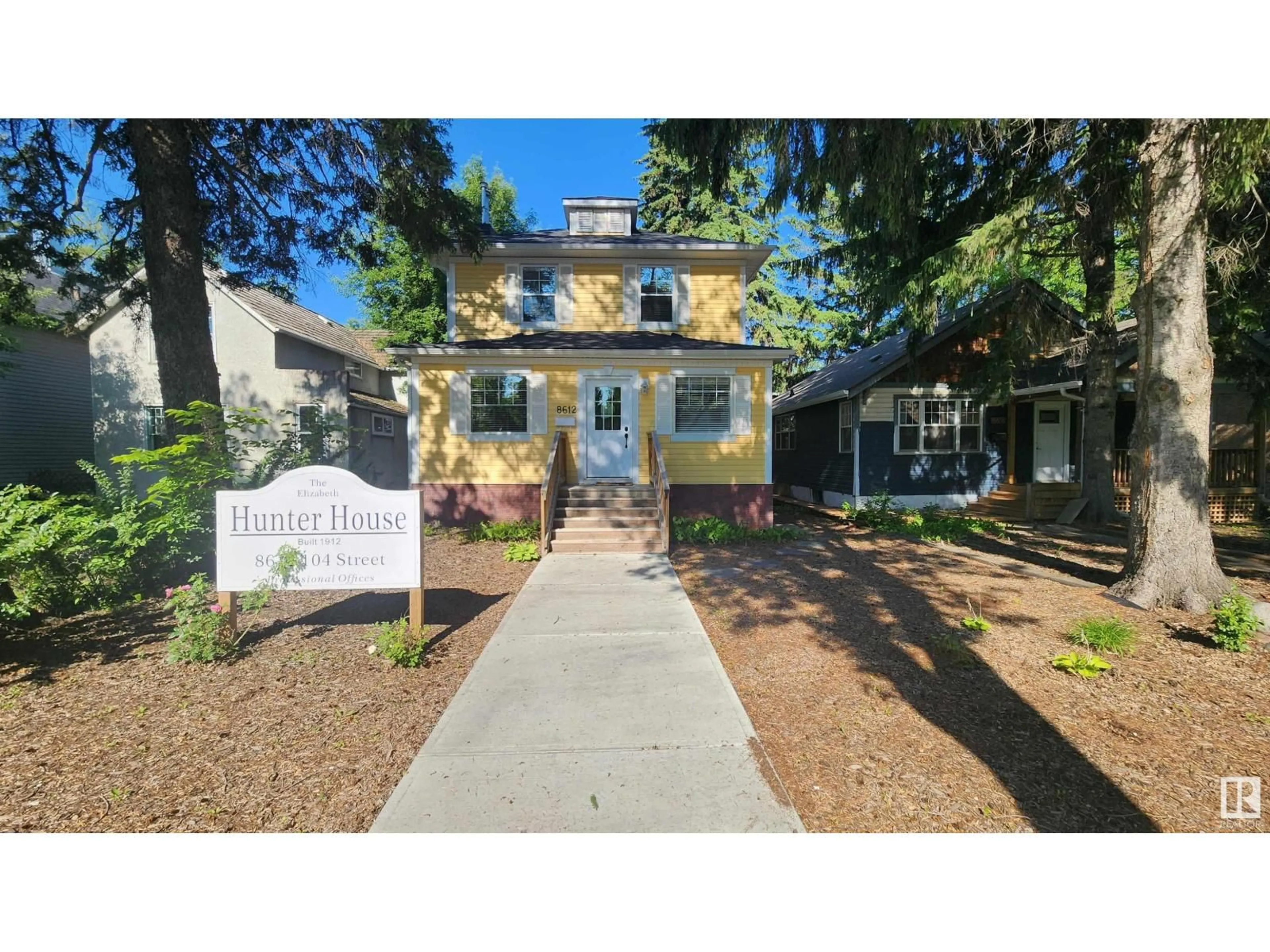 Unknown for 8612 104 ST, Edmonton Alberta T6E4G5