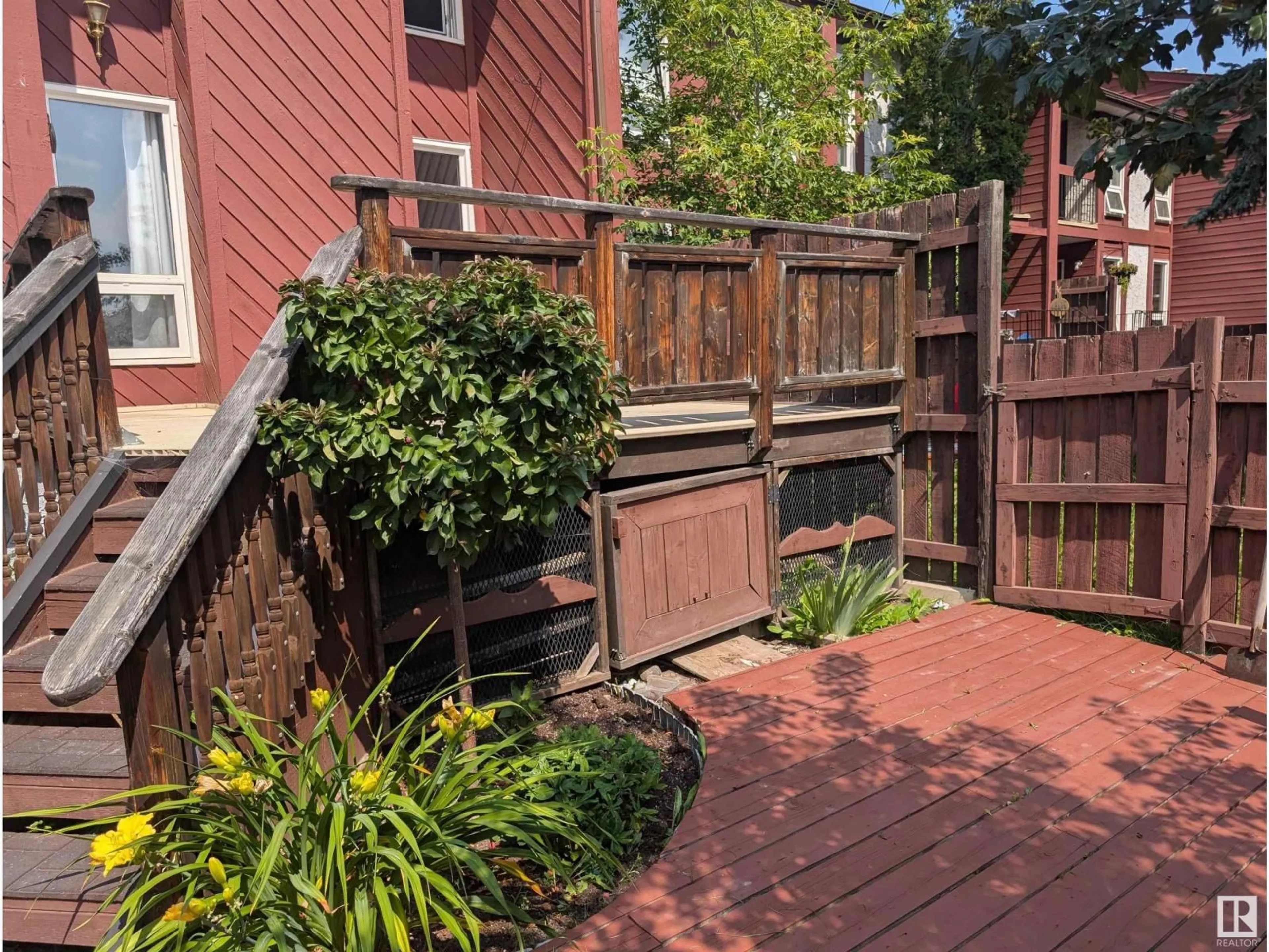 Patio, street for 45 LORELEI CL, Edmonton Alberta T5X2E7
