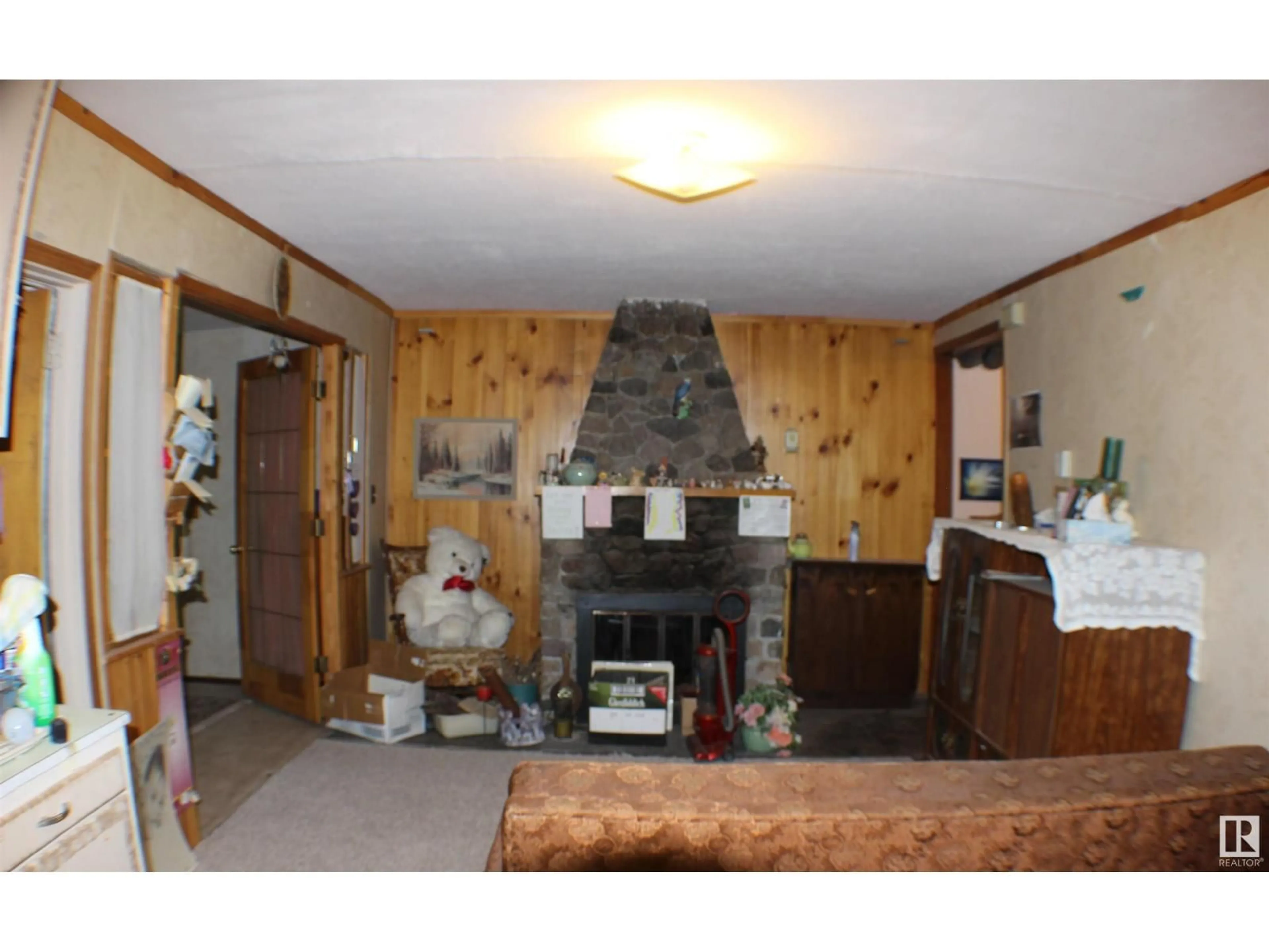 A pic of a room for 620 LAKESIDE PT, Rural Parkland County Alberta T7Z2T5
