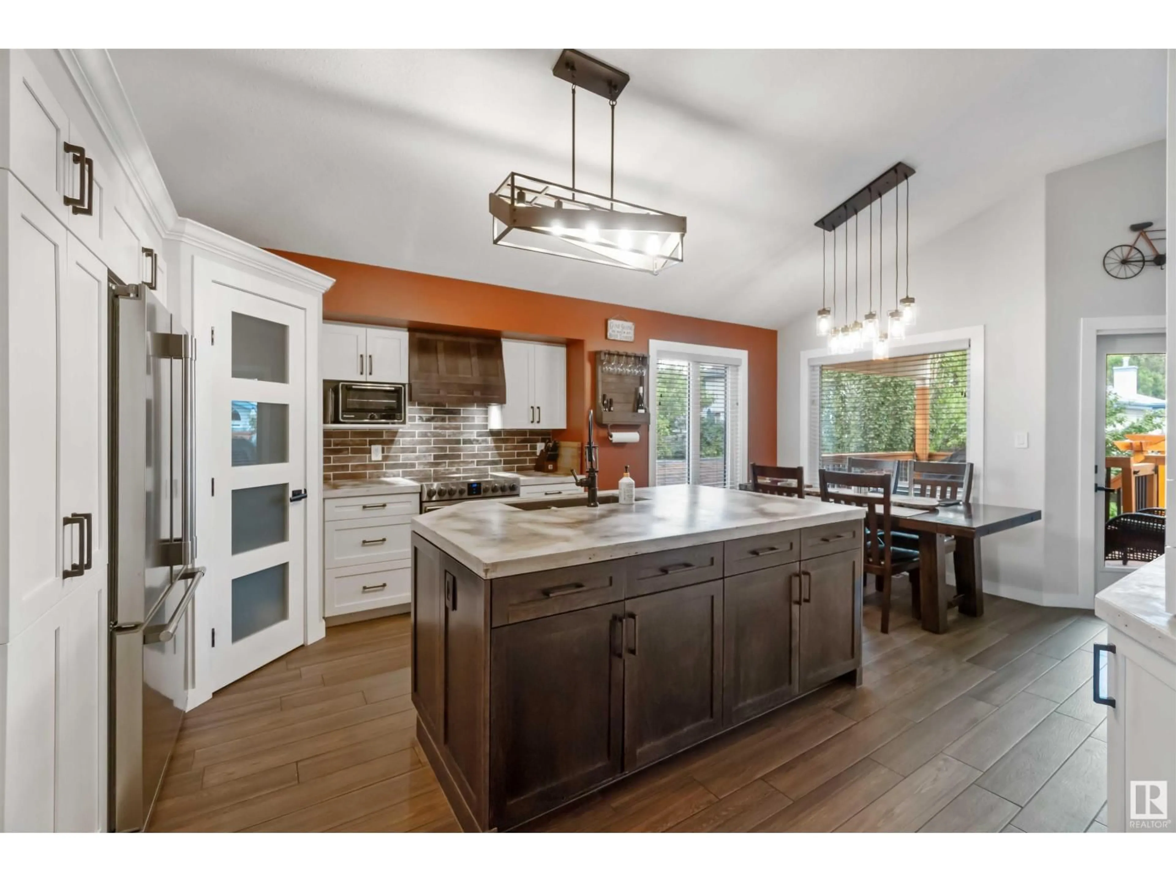 Open concept kitchen, unknown for 39 EASTCOTT DR, St. Albert Alberta T8N7B1