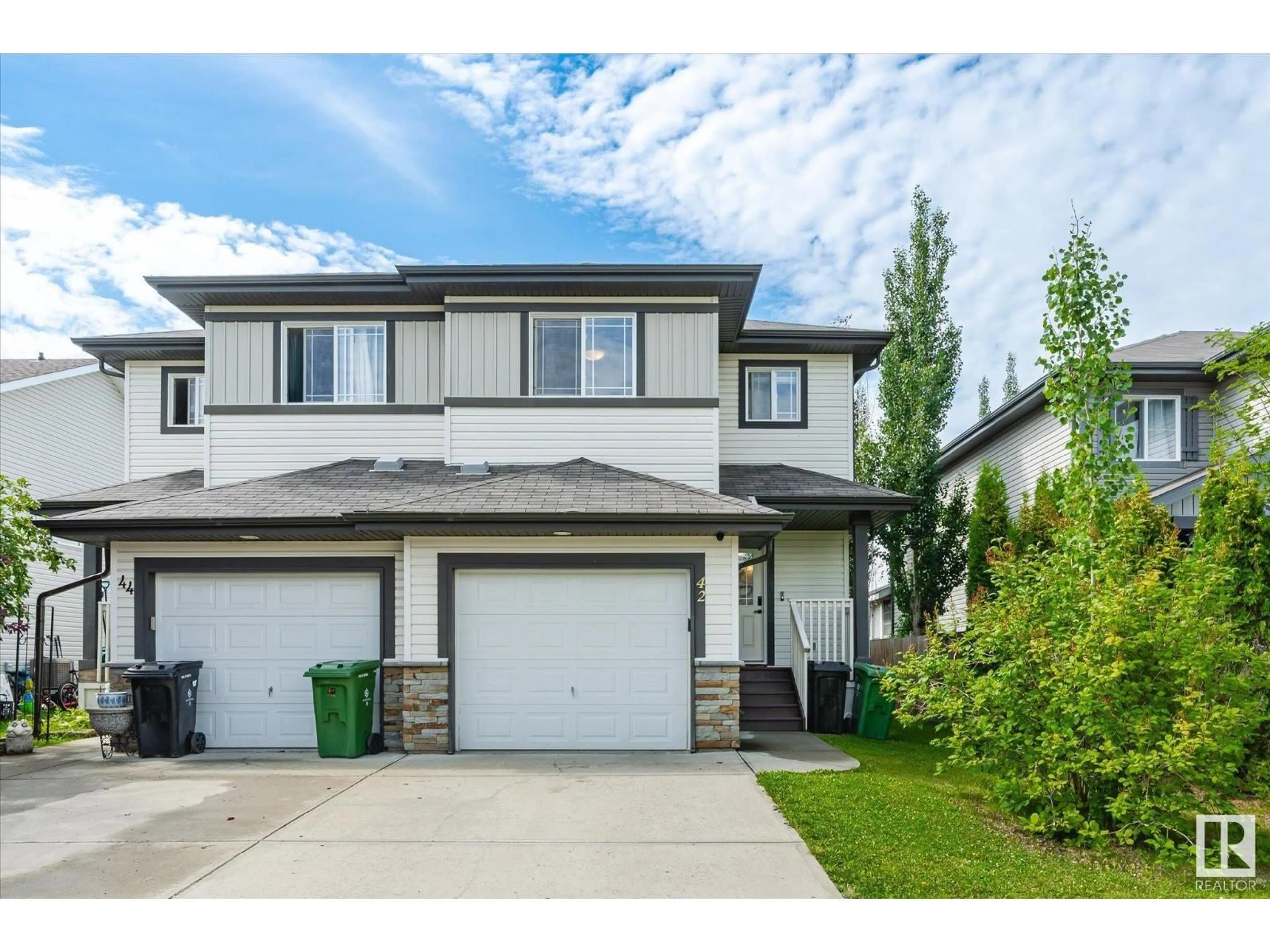 A pic from outside/outdoor area/front of a property/back of a property/a pic from drone, street for 42 CATALINA CO, Fort Saskatchewan Alberta T8L0K5