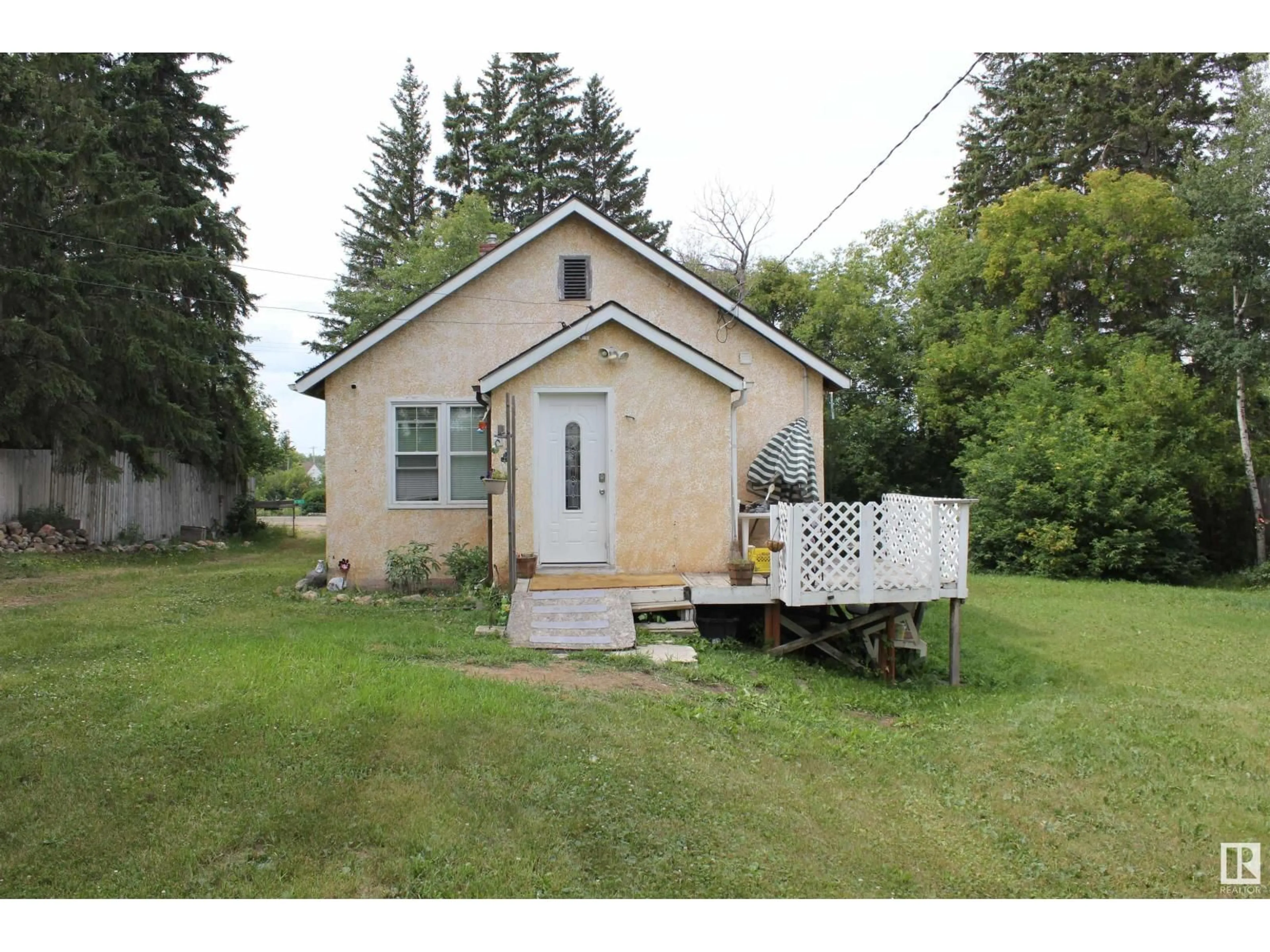 Shed for 12 MAIN ROAD, Derwent Alberta T0B1C0