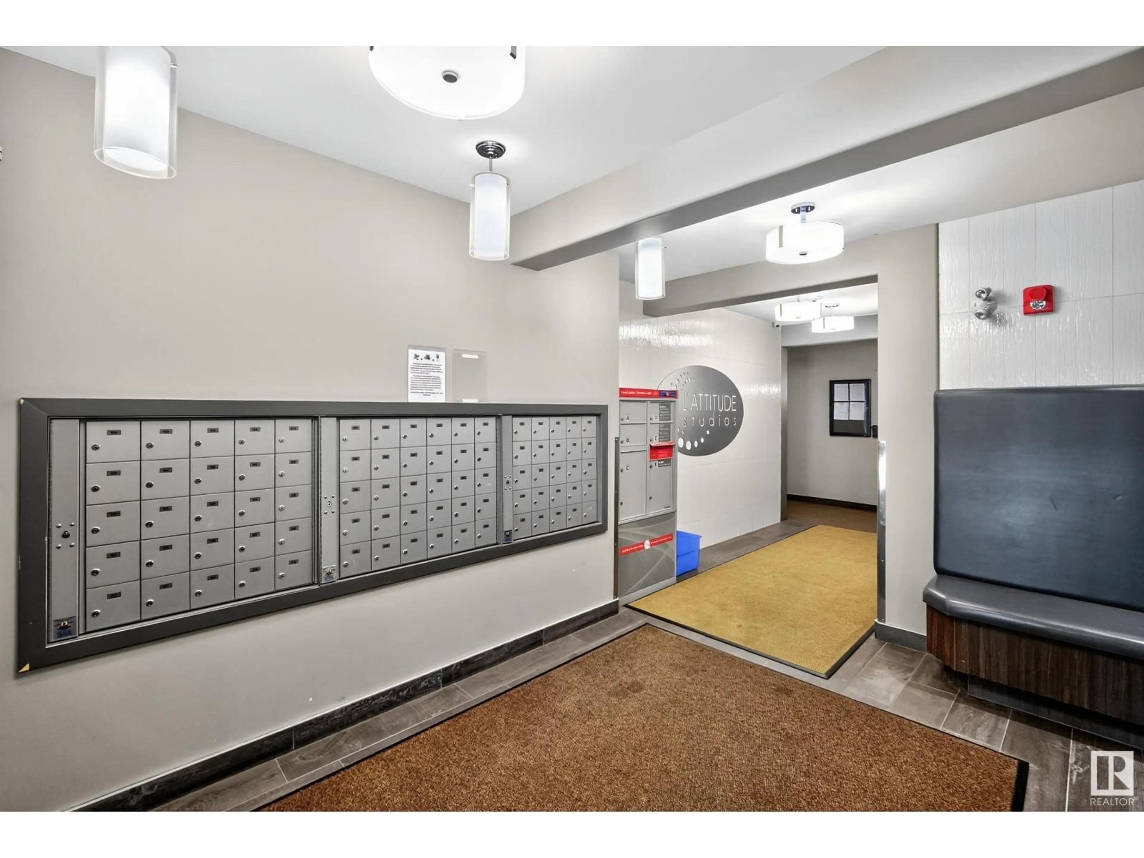 Indoor foyer for 308 - 332 AMBLESIDE LINK LI, Edmonton Alberta T6W0V3