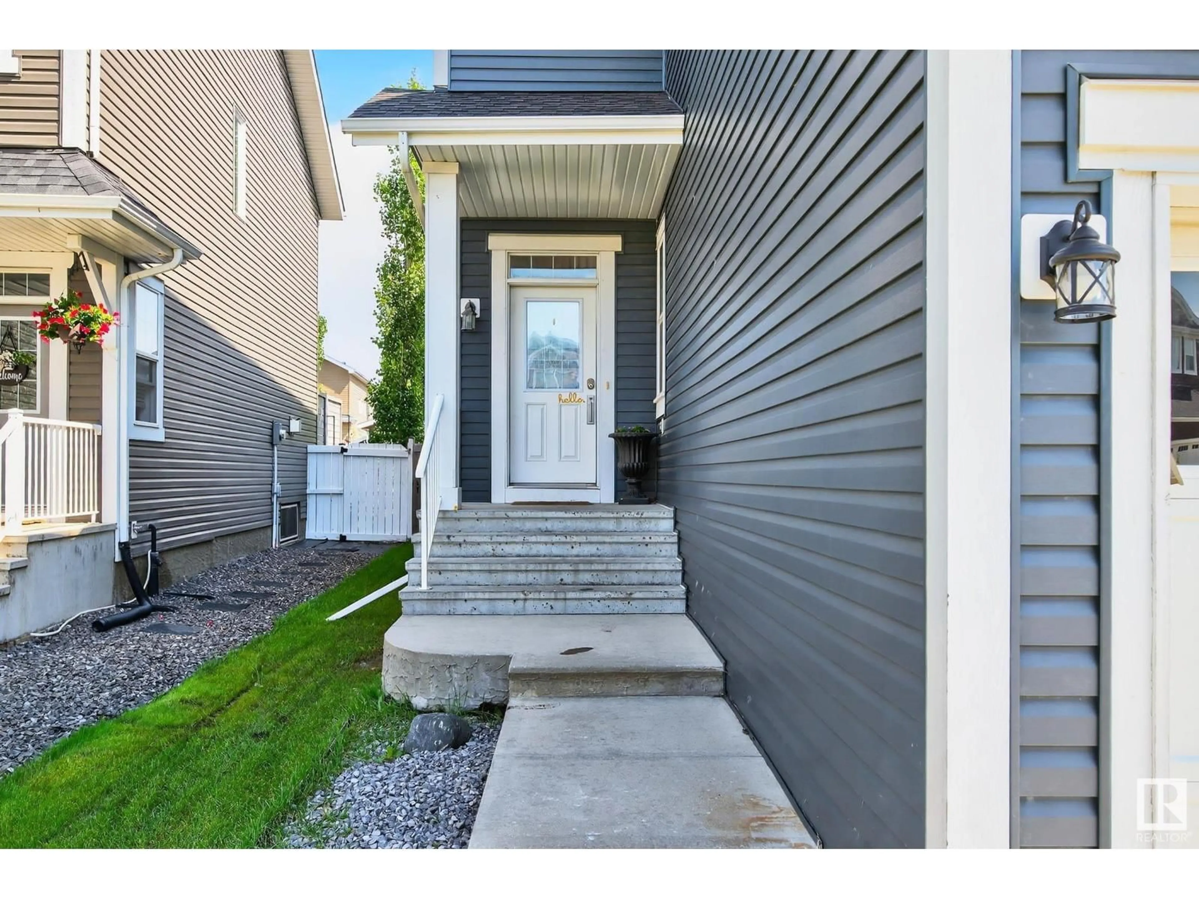 Indoor entryway for 237 SHEPPARD CI, Leduc Alberta T9E0T6