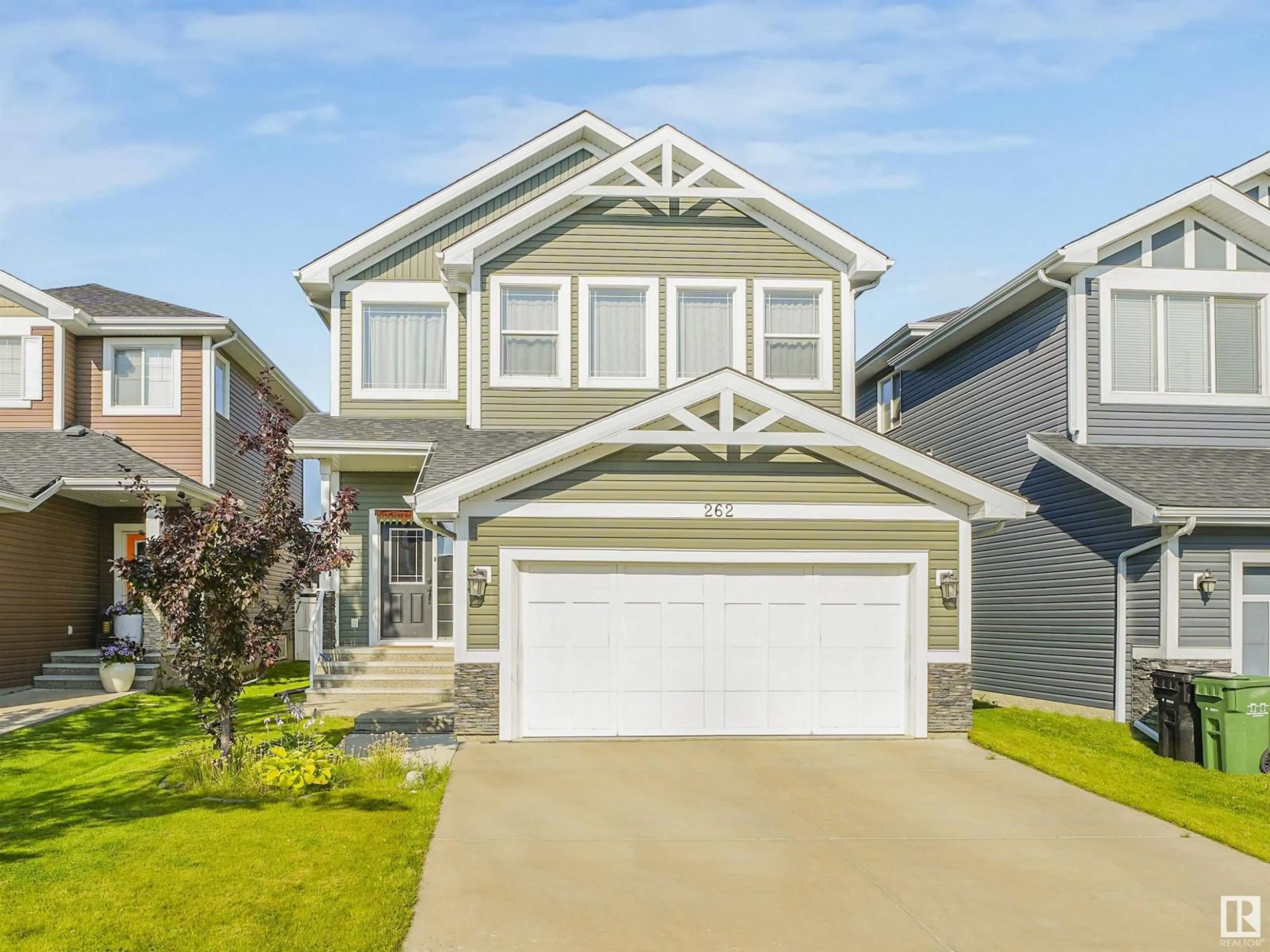 Home with vinyl exterior material, street for 262 SHEPPARD CI, Leduc Alberta T9E0T5