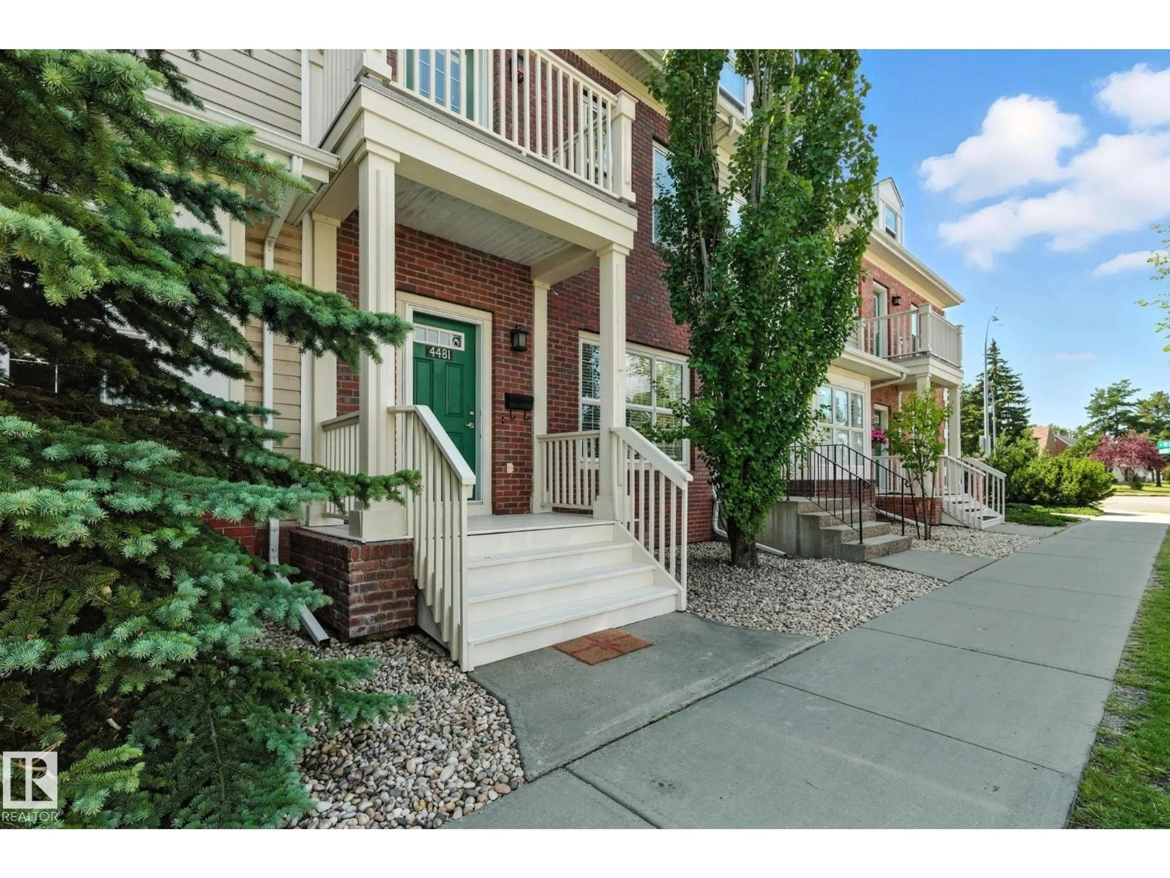 Unknown for 4481 MCCRAE AV, Edmonton Alberta T5E4G6