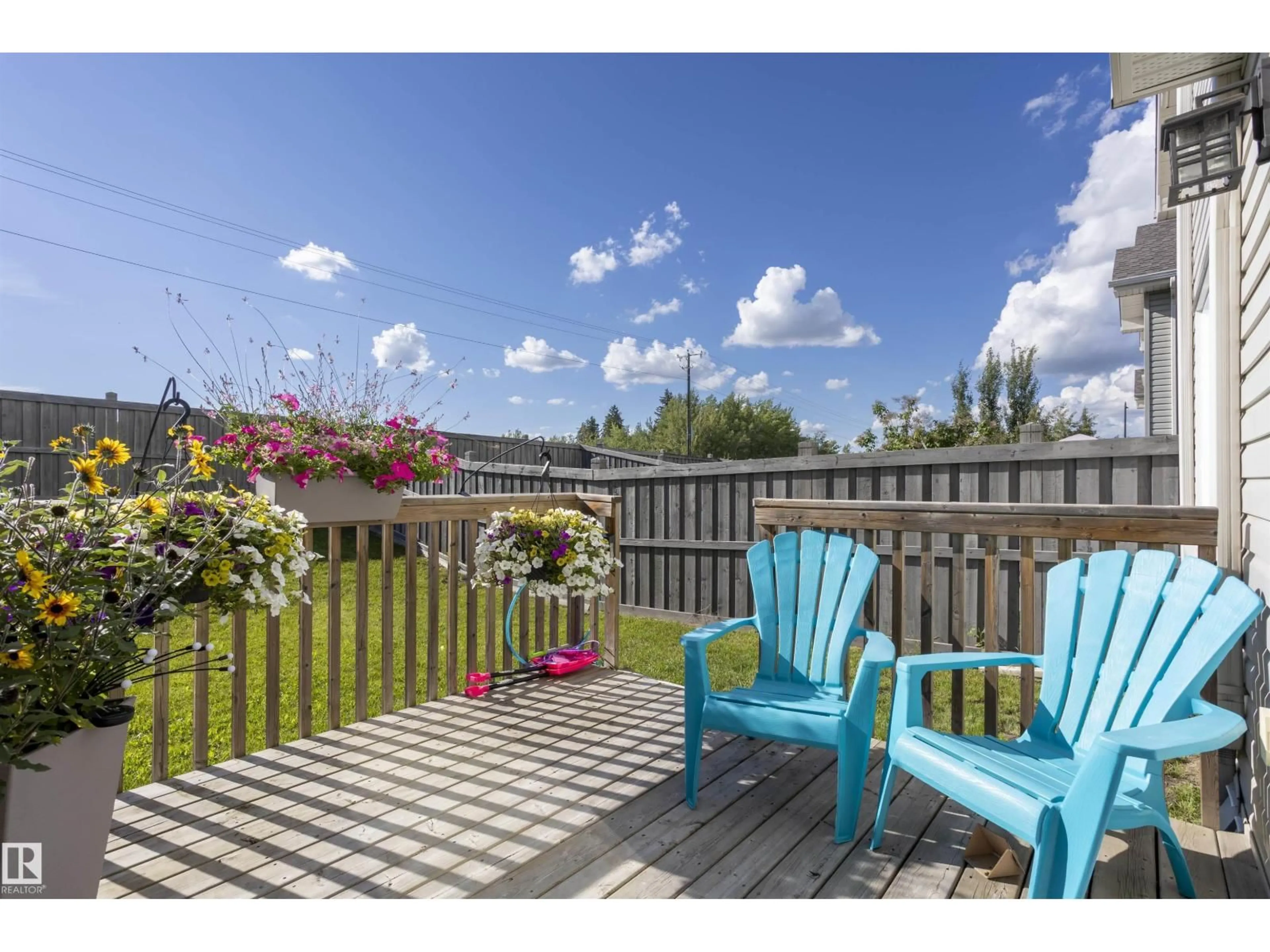 Patio, water/lake/river/ocean view for 4932 214 ST, Edmonton Alberta T6M0K6