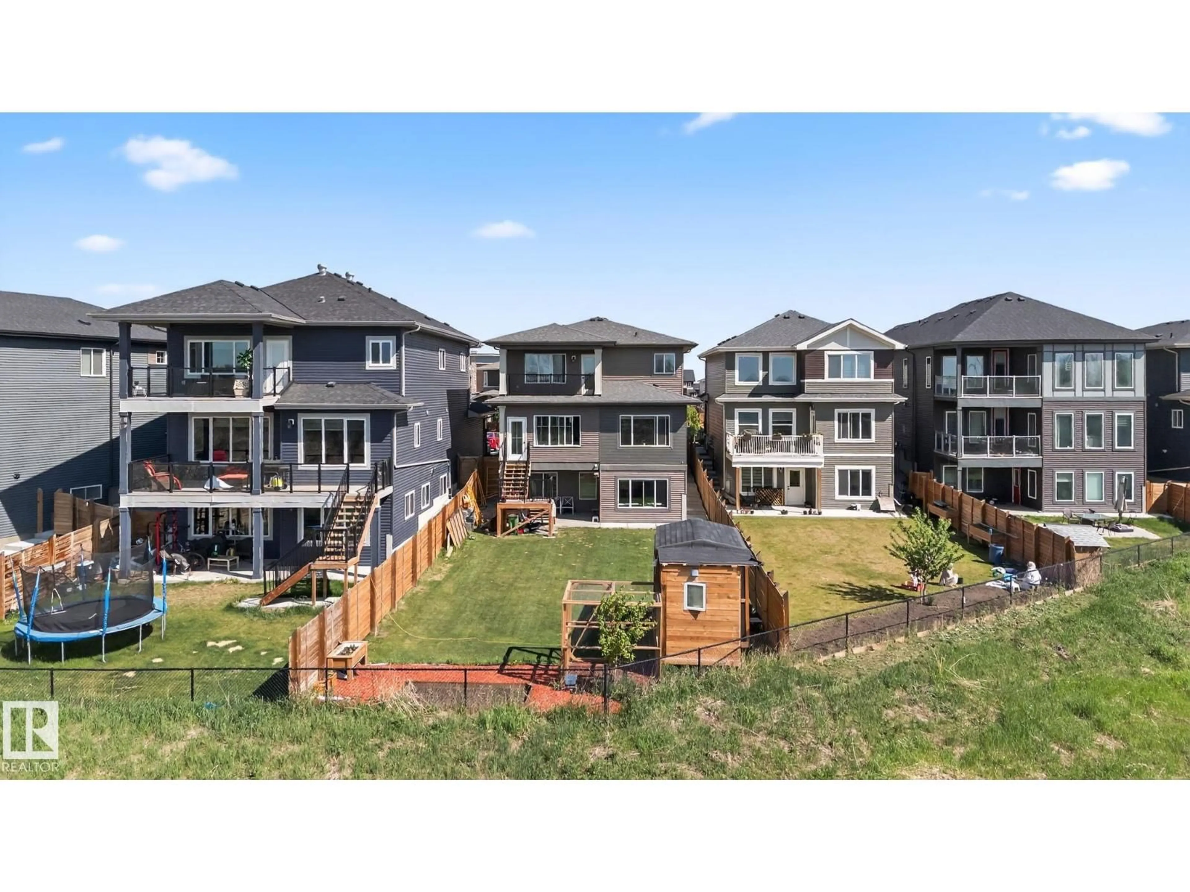 A pic from outside/outdoor area/front of a property/back of a property/a pic from drone, mountain view for 4119 7 AV, Edmonton Alberta T6X2J2