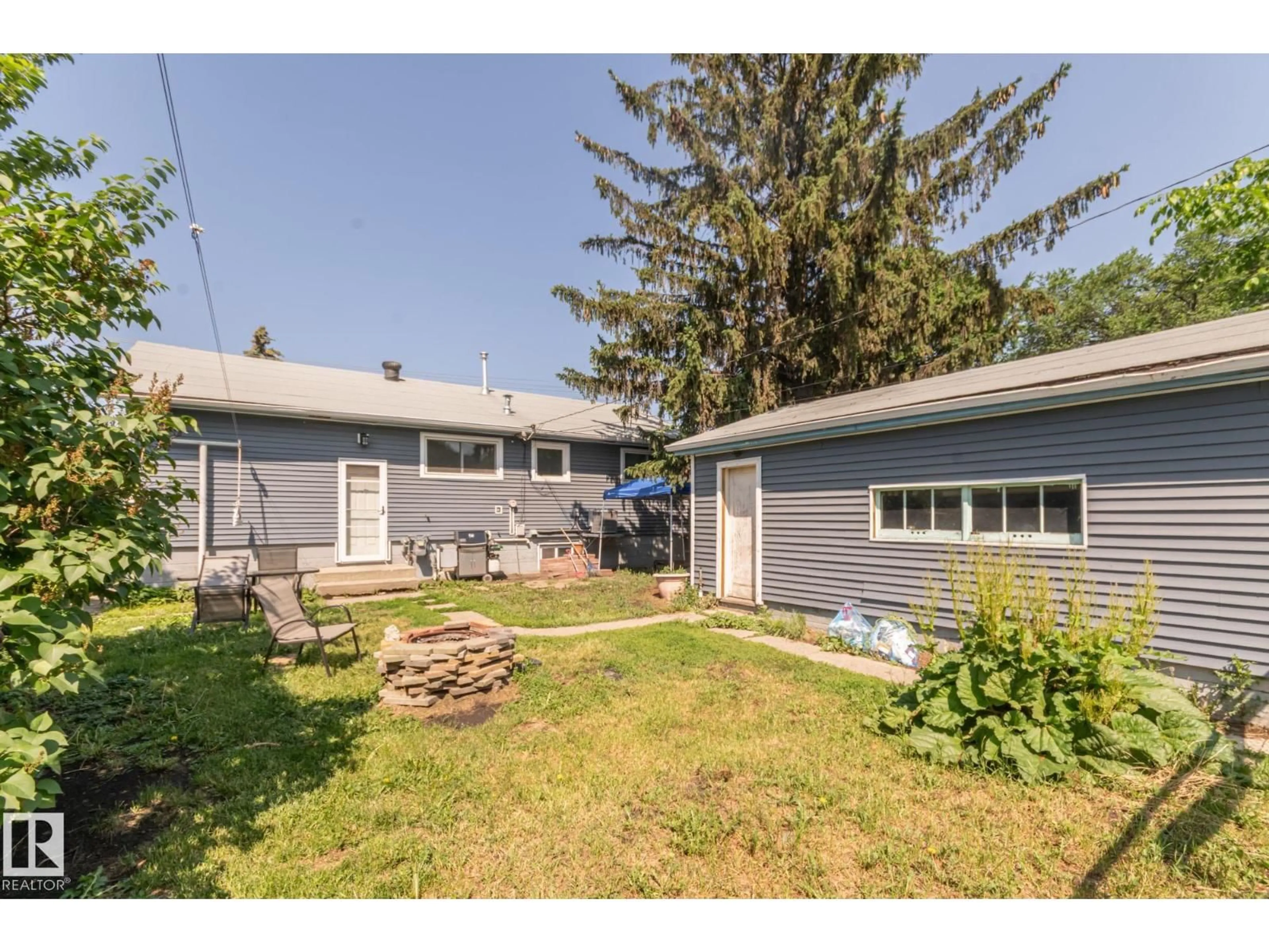 Patio, street for 11933 50 ST, Edmonton Alberta T5W3C1