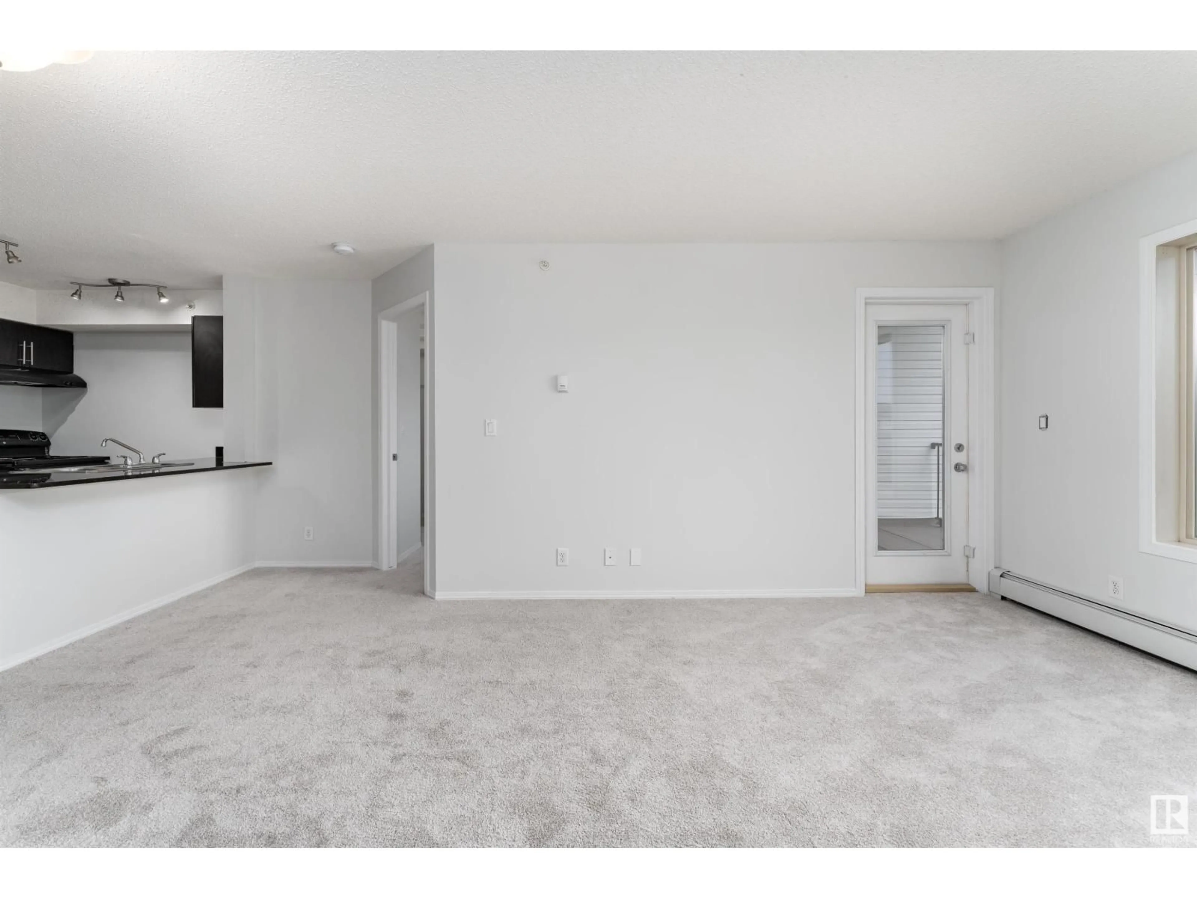 A pic of a room for #404 - 11820 22 AV, Edmonton Alberta T6W2A2