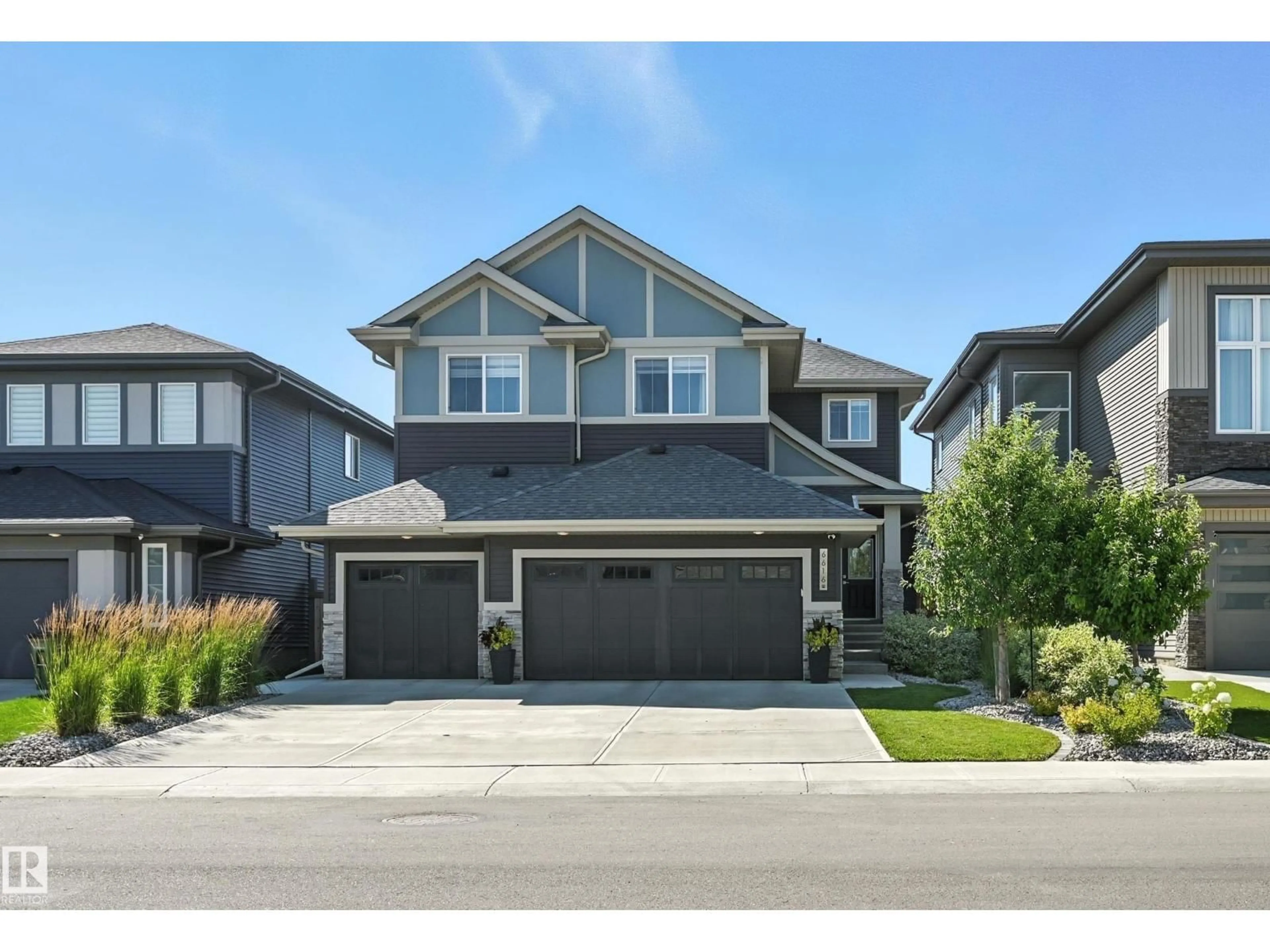 Home with vinyl exterior material, street for 6616 KNOX PL, Edmonton Alberta T6W4A1