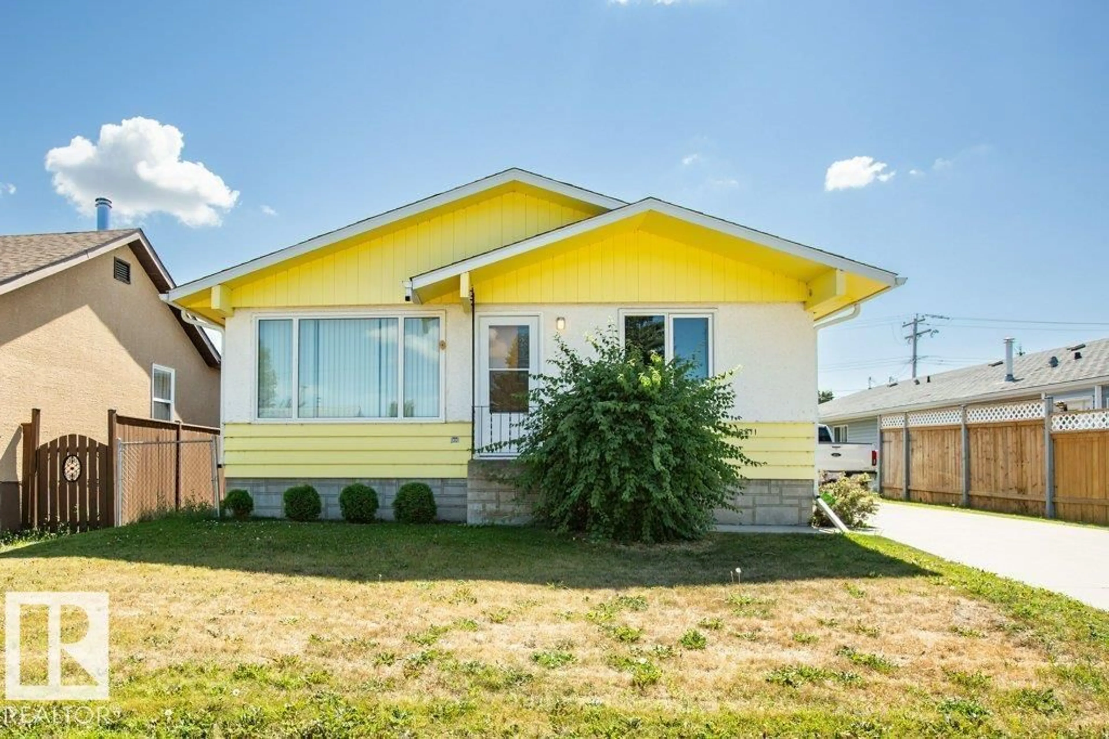 Home with vinyl exterior material, street for 10211 105 ST, Westlock Alberta T7P1V8