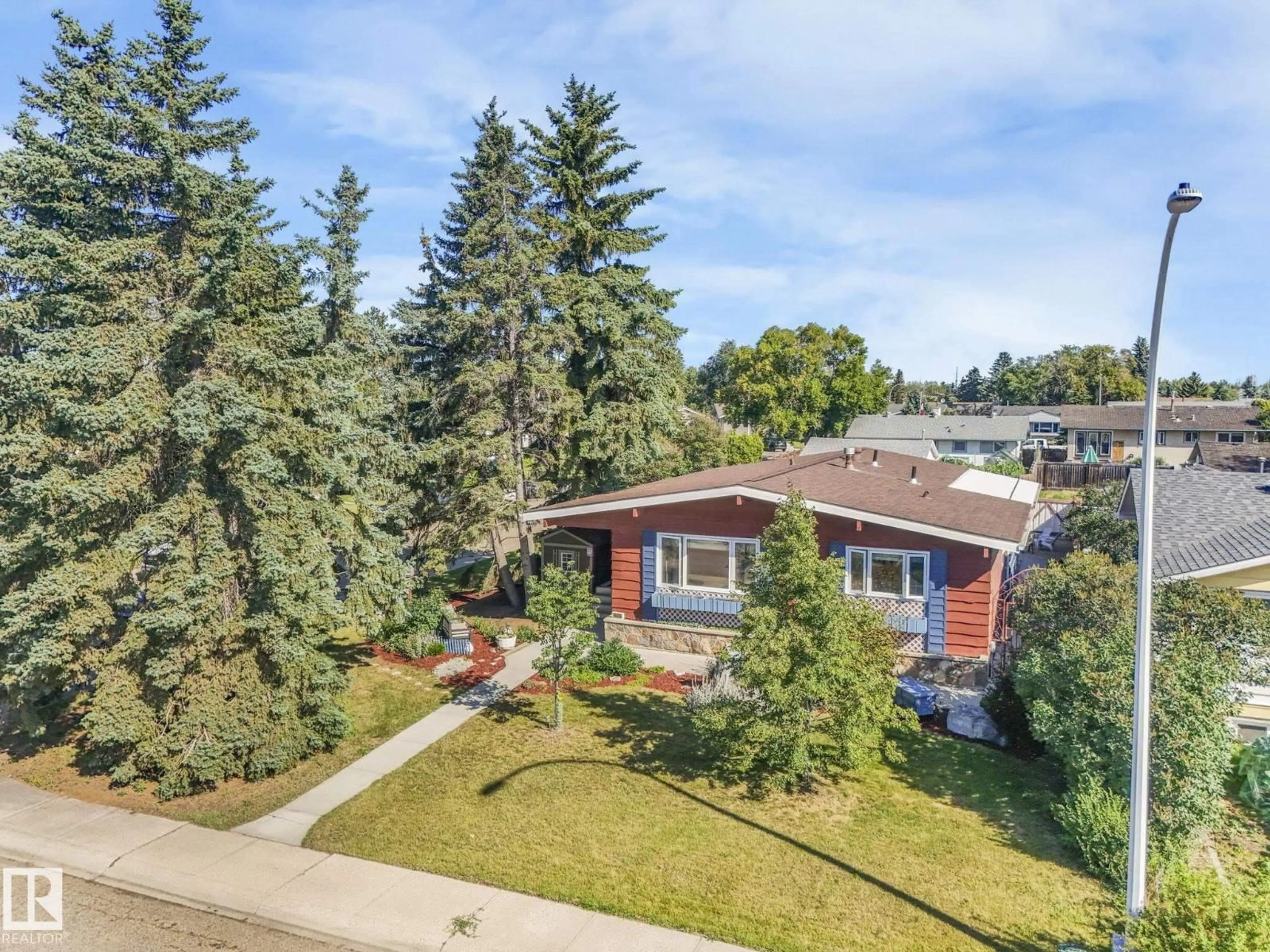 A pic from outside/outdoor area/front of a property/back of a property/a pic from drone, street for 16836 96 AV, Edmonton Alberta T5P0E3