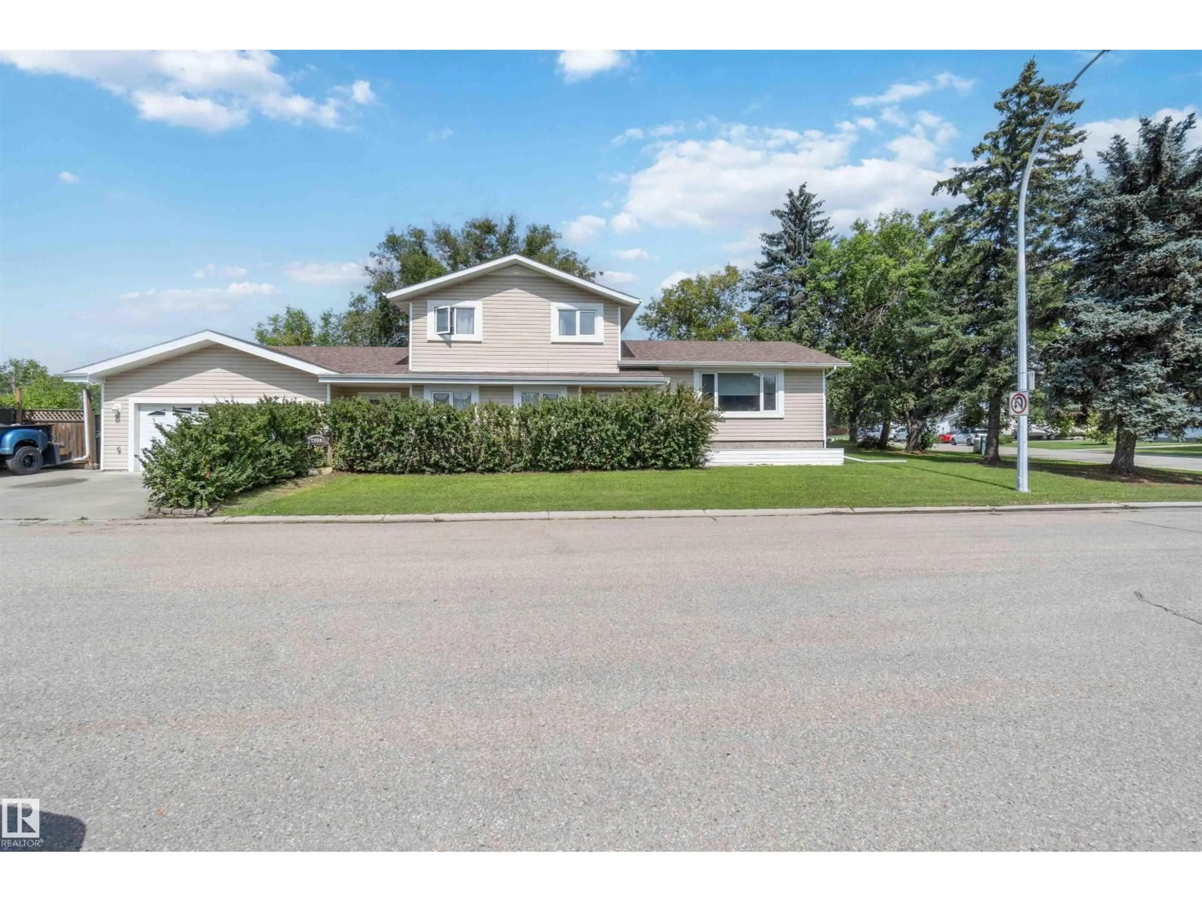 Unknown for 5102 56 AV, Leduc Alberta T9E5N3