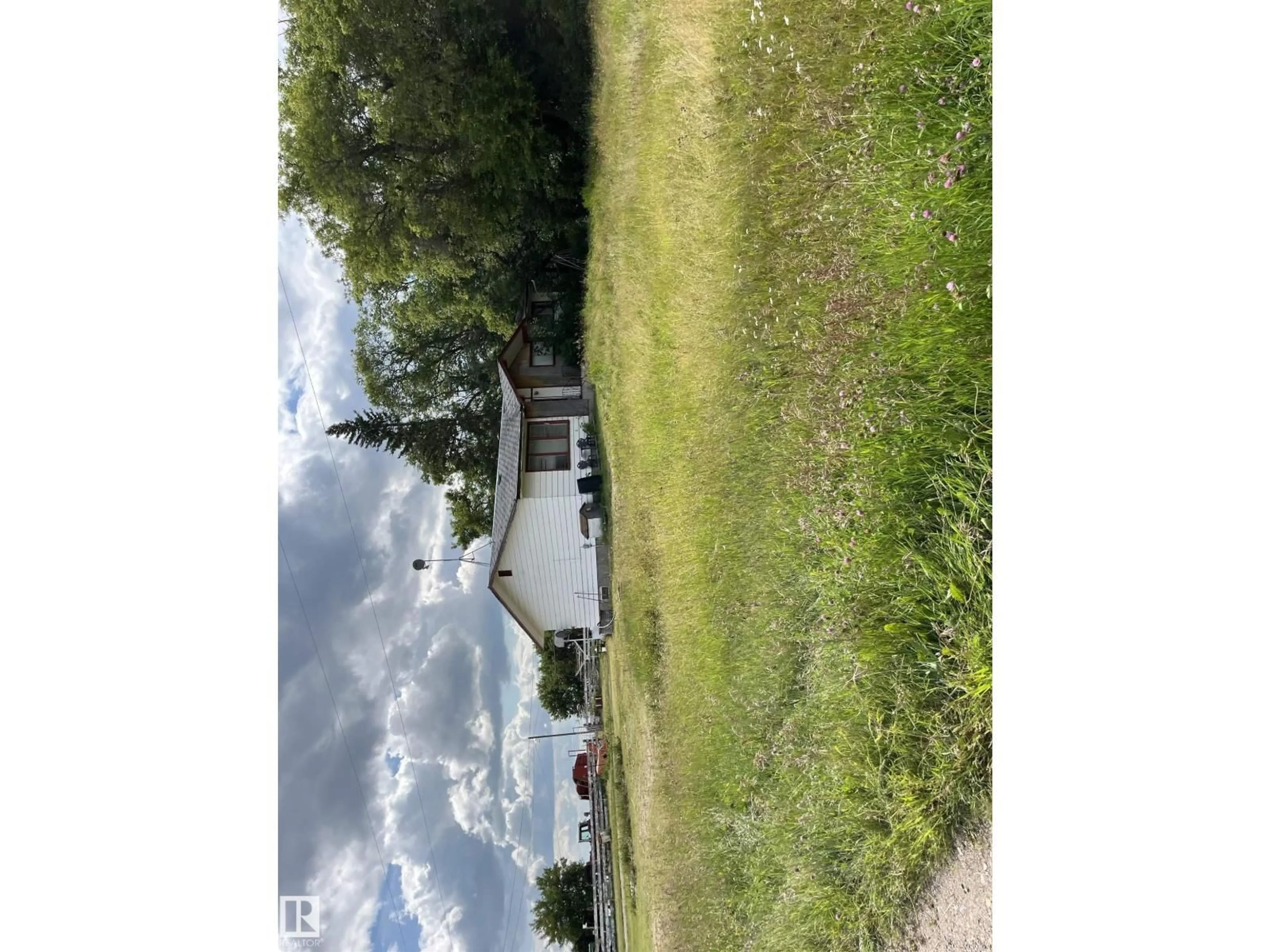 A pic from outside/outdoor area/front of a property/back of a property/a pic from drone, water/lake/river/ocean view for 11119 TWP RD 580, Rural St. Paul County Alberta T0A2Y0