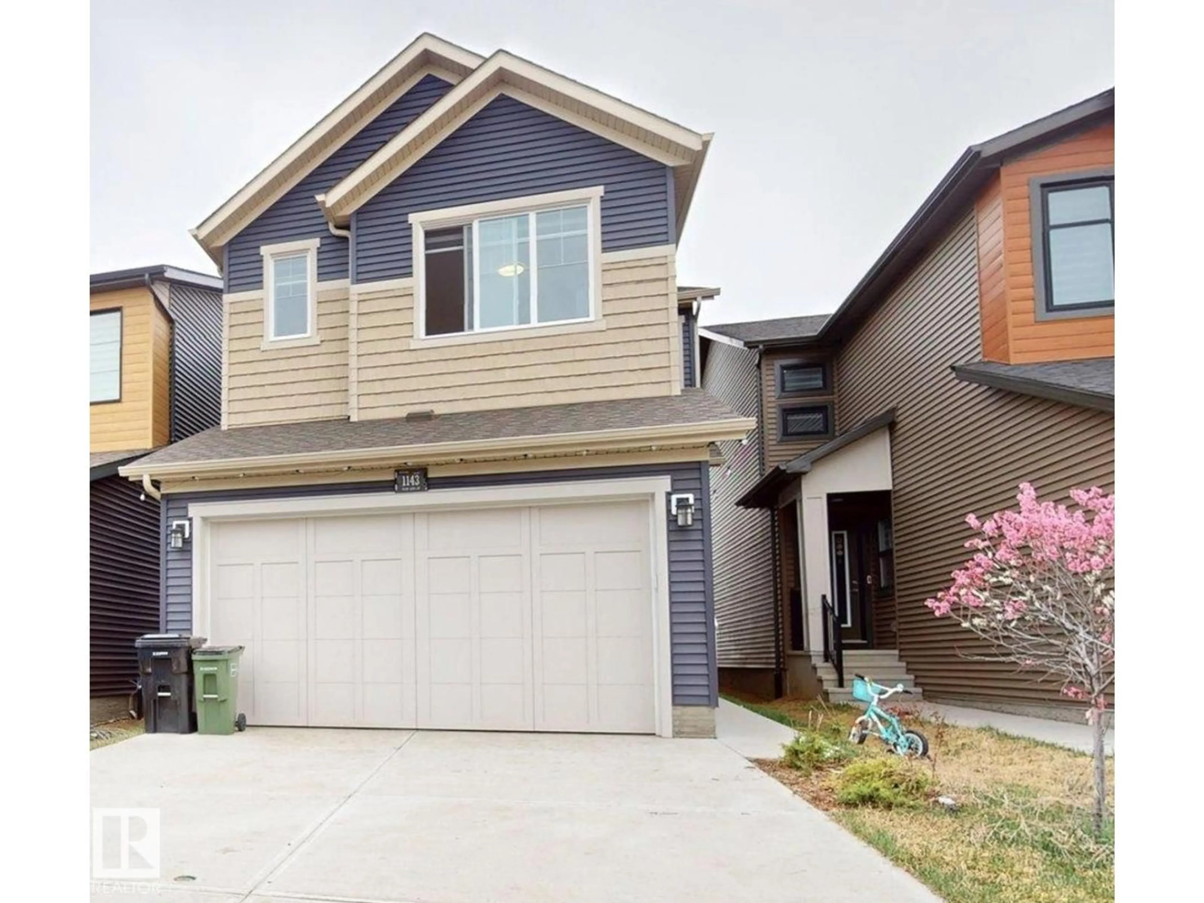 Home with vinyl exterior material, street for 1143 PLUM LN, Edmonton Alberta T6X3A6