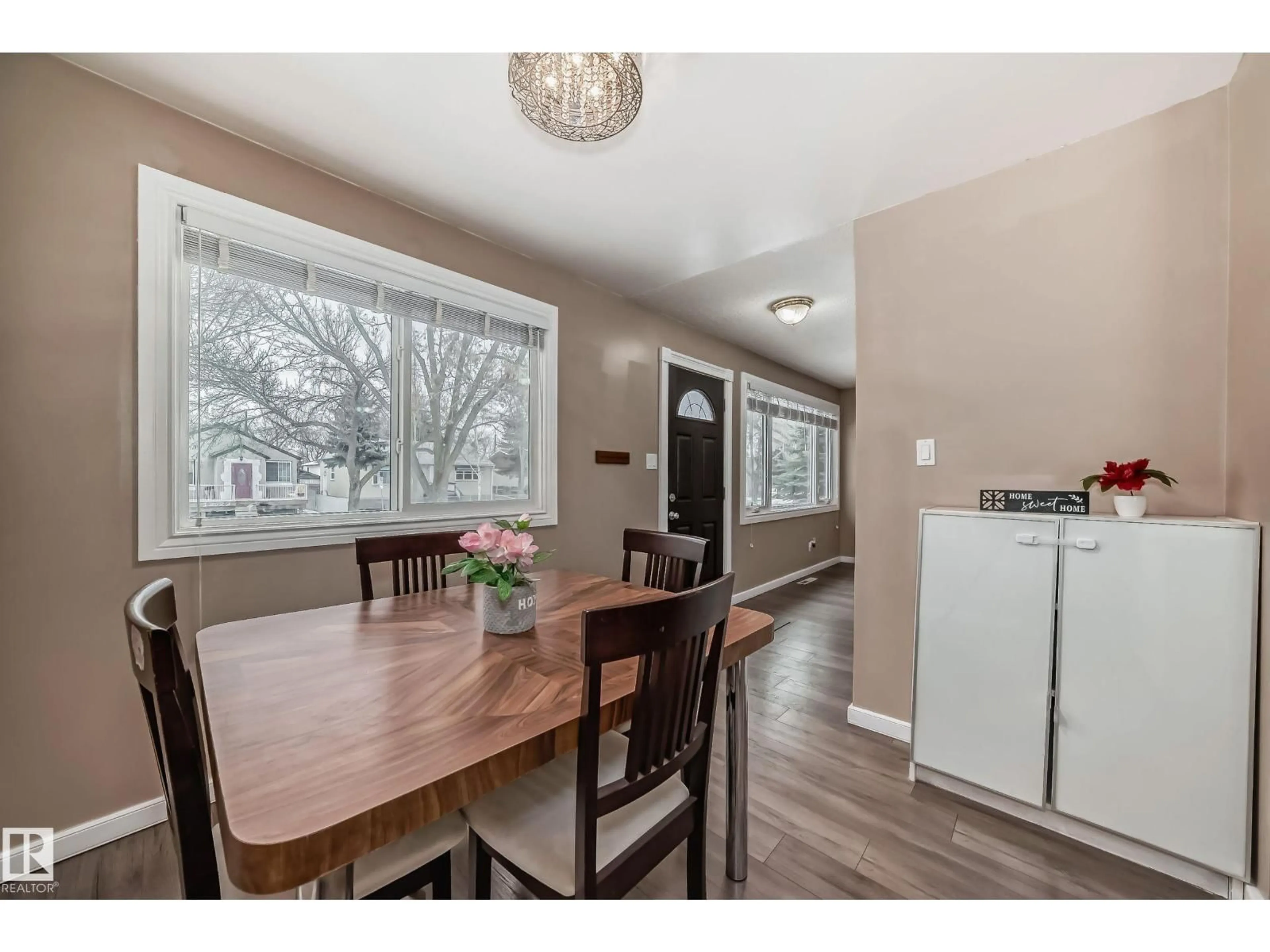 Dining room, wood/laminate floor for NW - 13028 65 ST, Edmonton Alberta T5A1A1