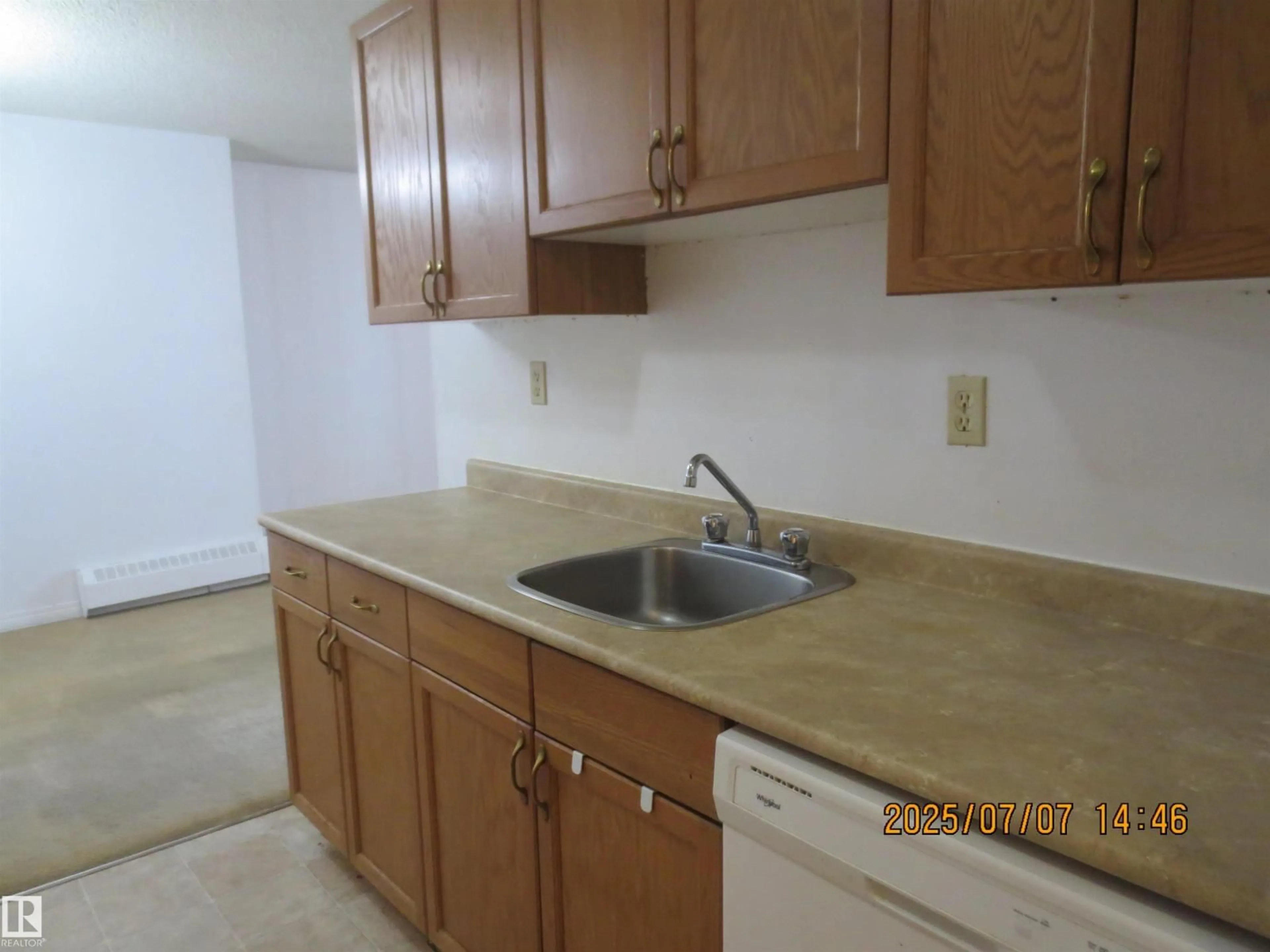 Standard kitchen, unknown for #807 - 10145 109 STREET, Edmonton Alberta T5J3P1