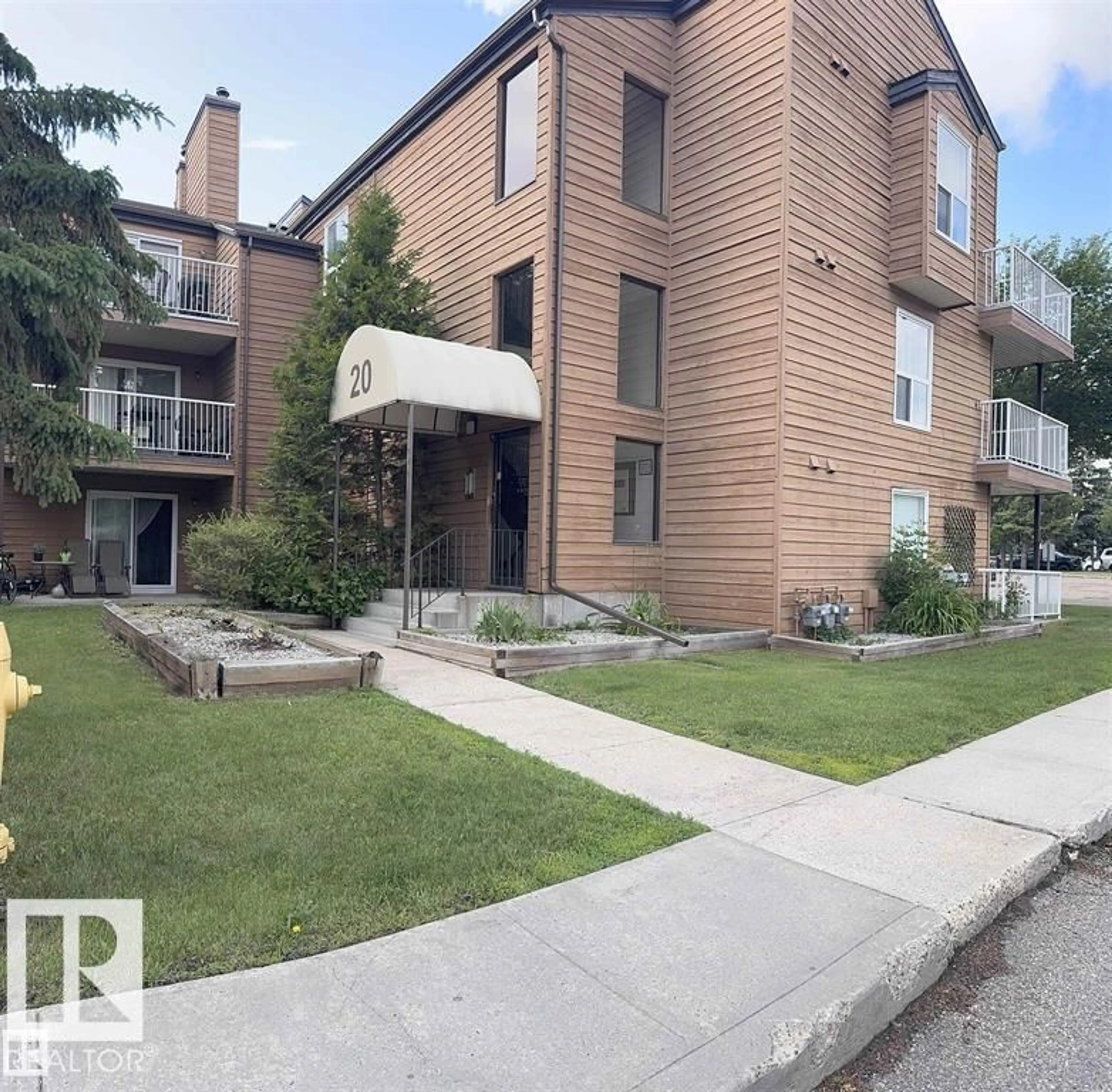 Patio, street for 20 - 210 ALPINE PL, St. Albert Alberta T8N3Y2