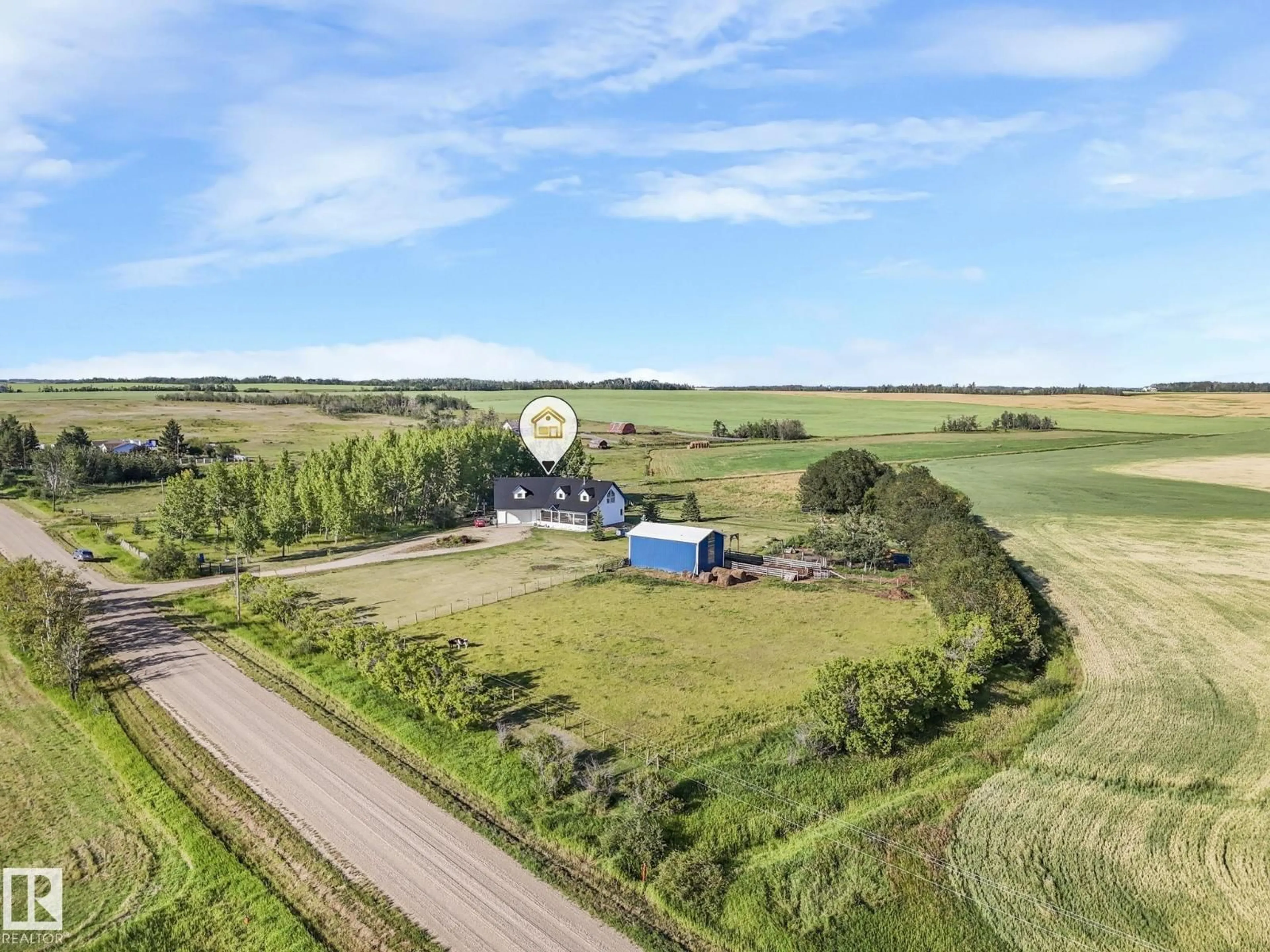 A pic from outside/outdoor area/front of a property/back of a property/a pic from drone, building for 56231 RGE ROAD 263, Rural Sturgeon County Alberta T8R0X8