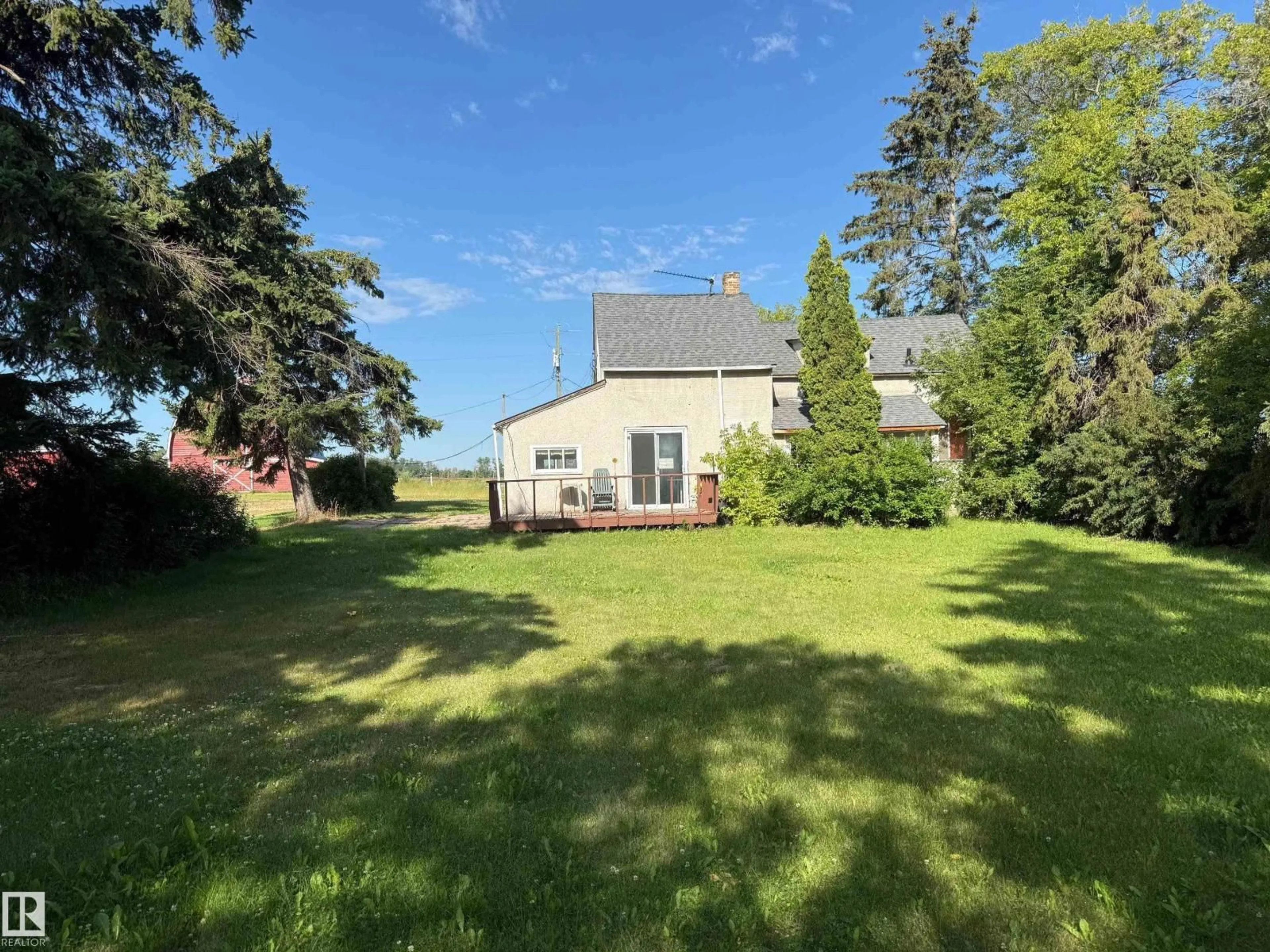 A pic from outside/outdoor area/front of a property/back of a property/a pic from drone, street for 52006 RGE RD 22, Rural Parkland County Alberta T7Y2J1
