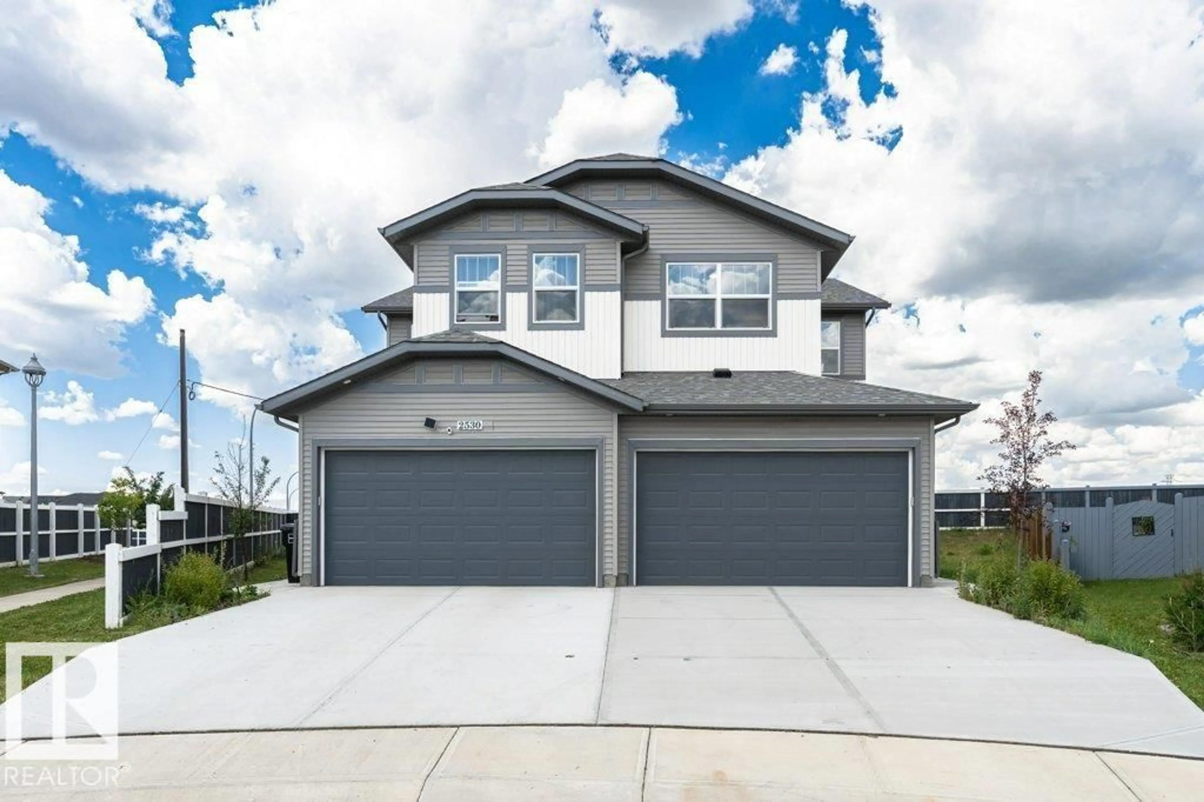 Unknown for NW - 2528 152 AV, Edmonton Alberta T5Y3Z1