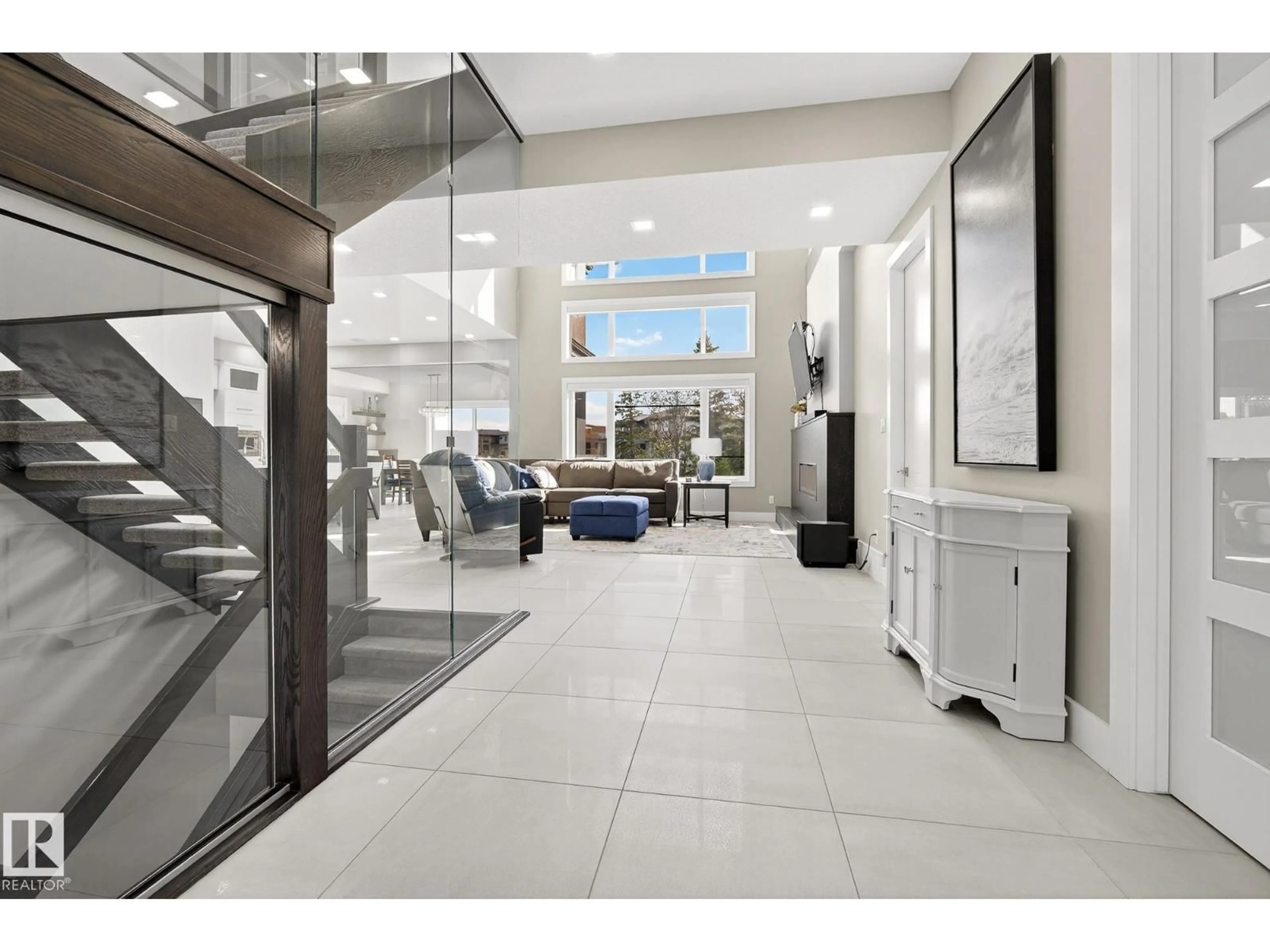 Indoor foyer for 52327 - 170 RGE ROAD 233, Rural Strathcona County Alberta T8B1C6