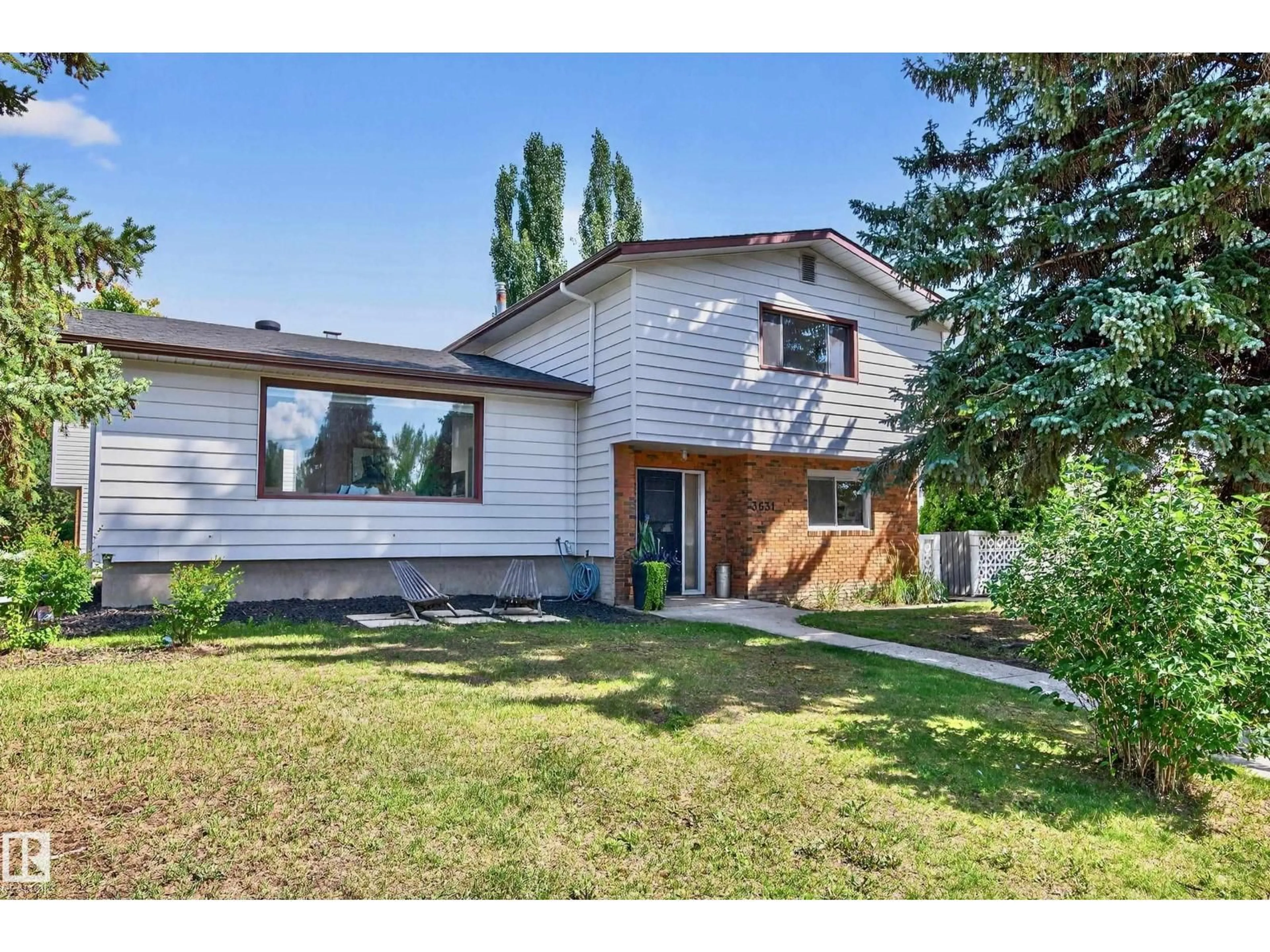 Unknown for 3631 110 ST, Edmonton Alberta T6J1E3