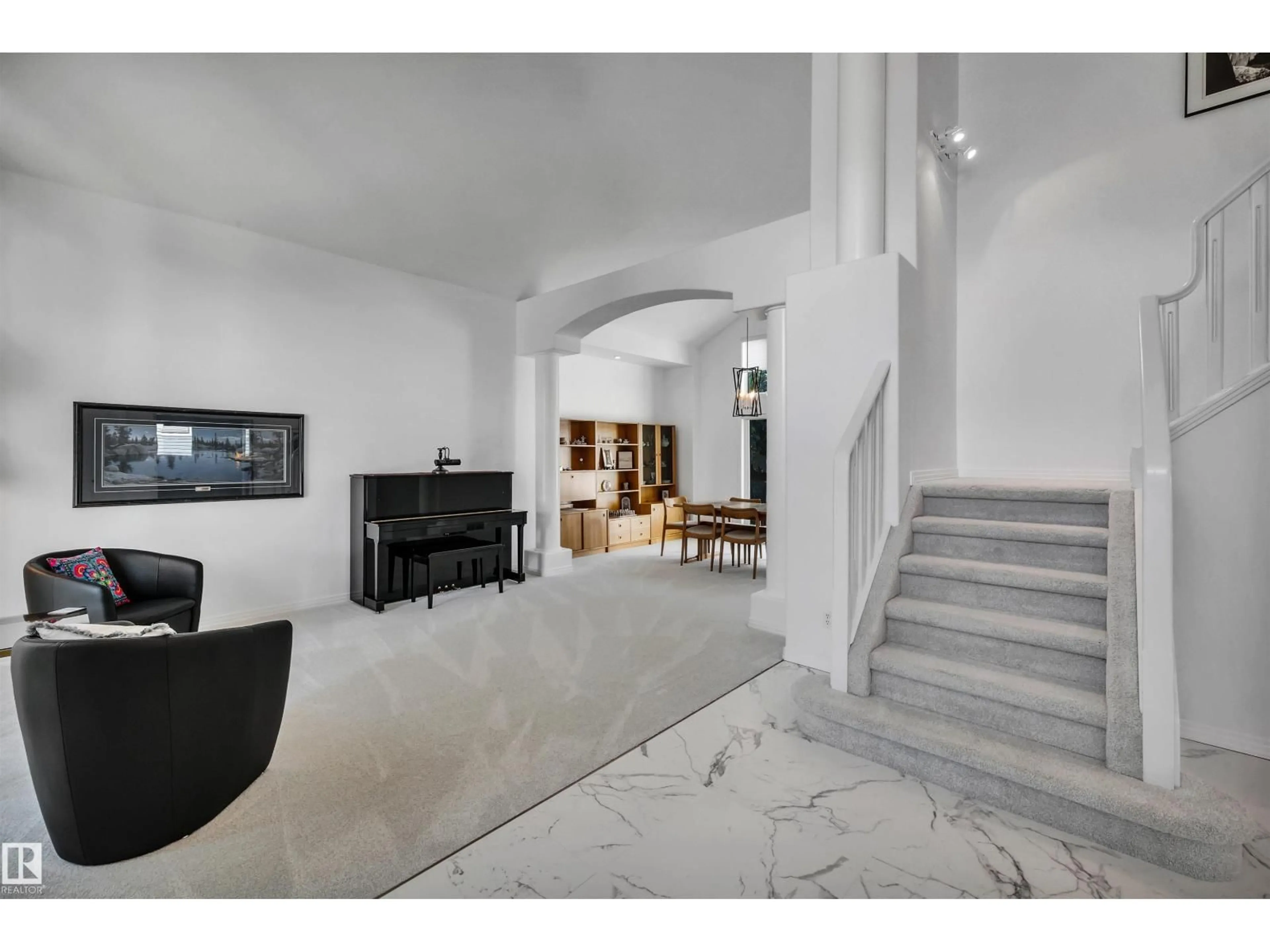 Indoor foyer for 3 ORCHARD, St. Albert Alberta T8N6E6