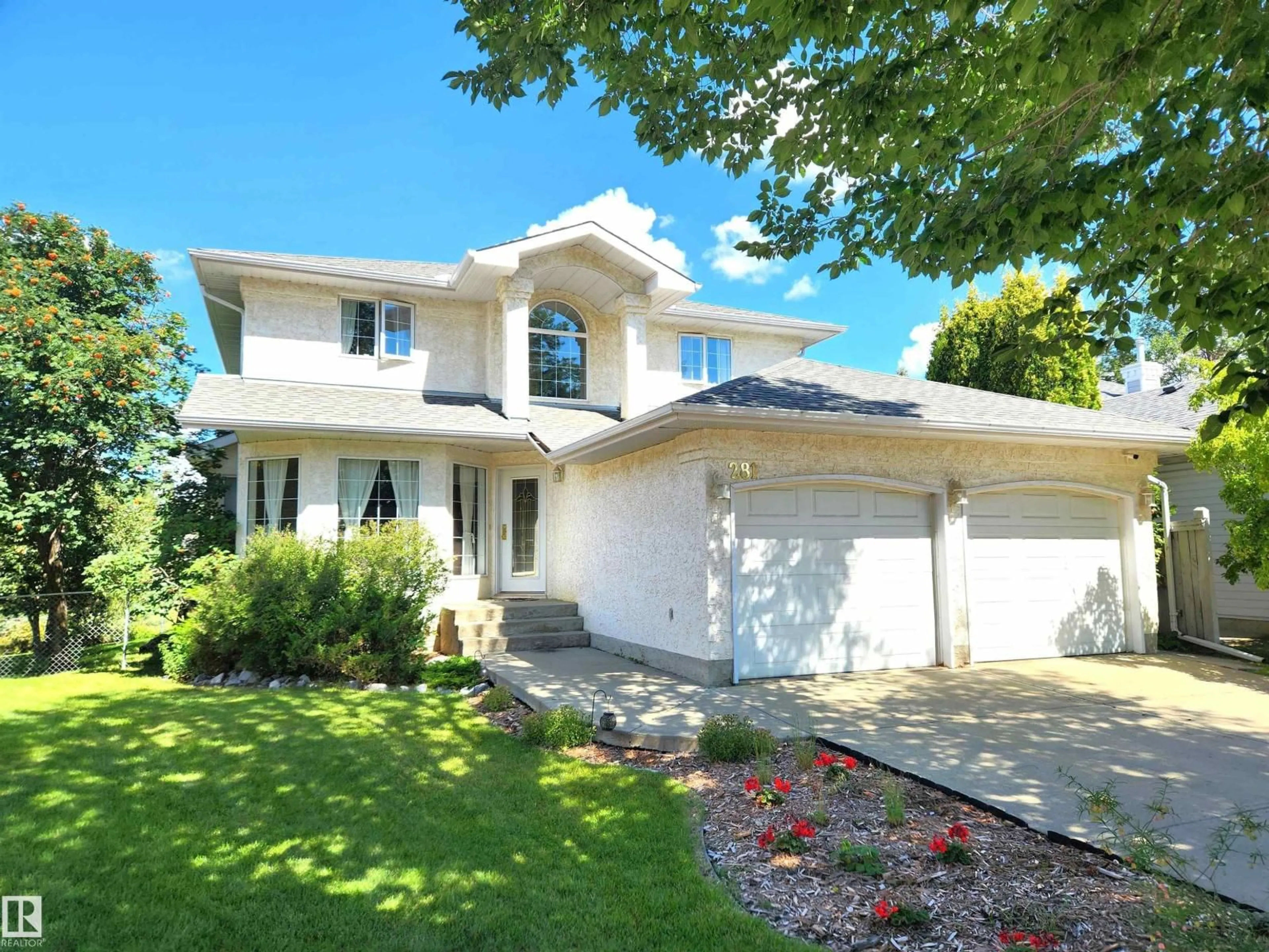 Home with vinyl exterior material, street for 281 ORMSBY RD, Edmonton Alberta T5T5X6